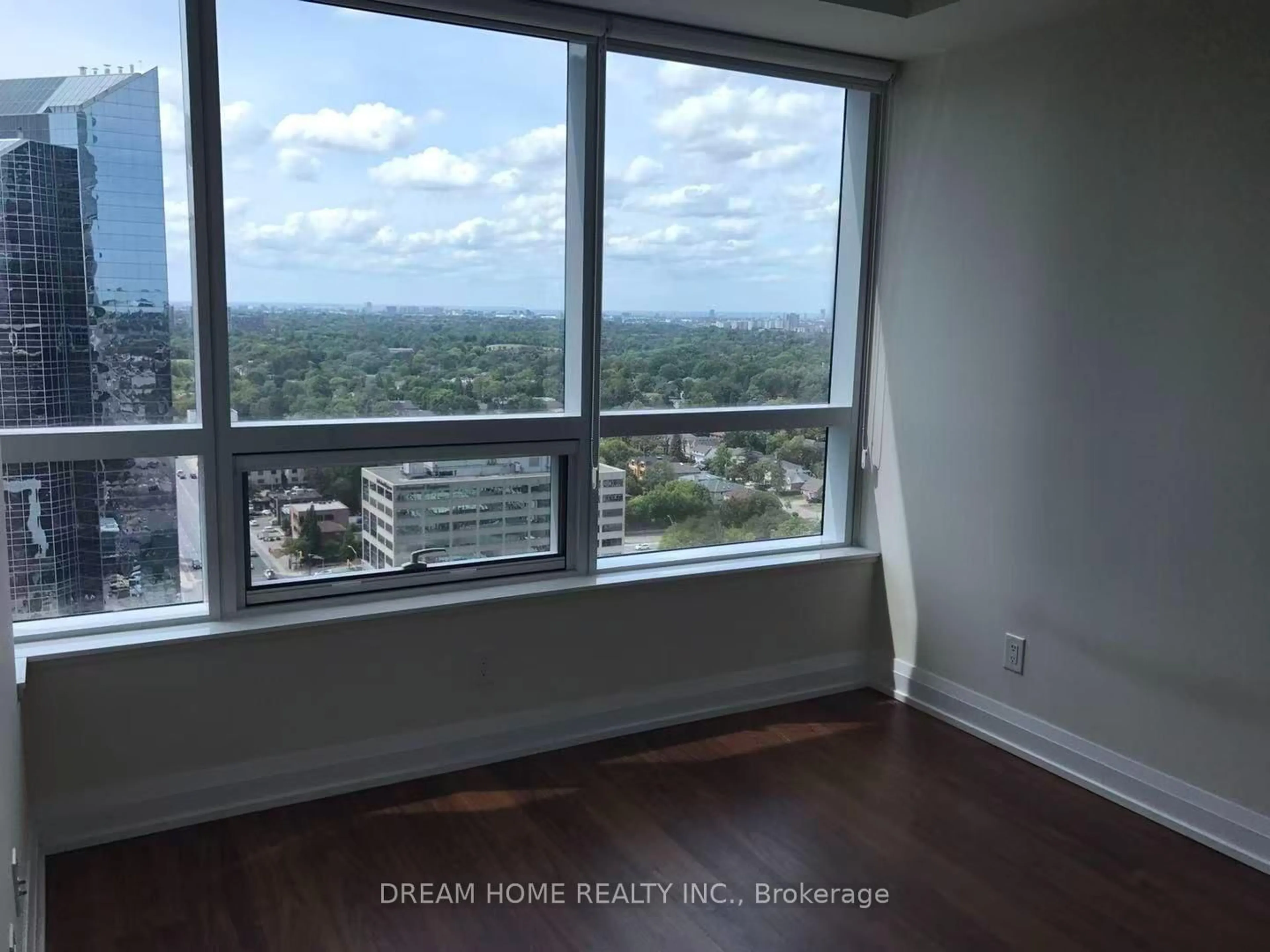 A pic of a room for 5 Shepperd Ave #2119, Toronto Ontario L3R 2N7