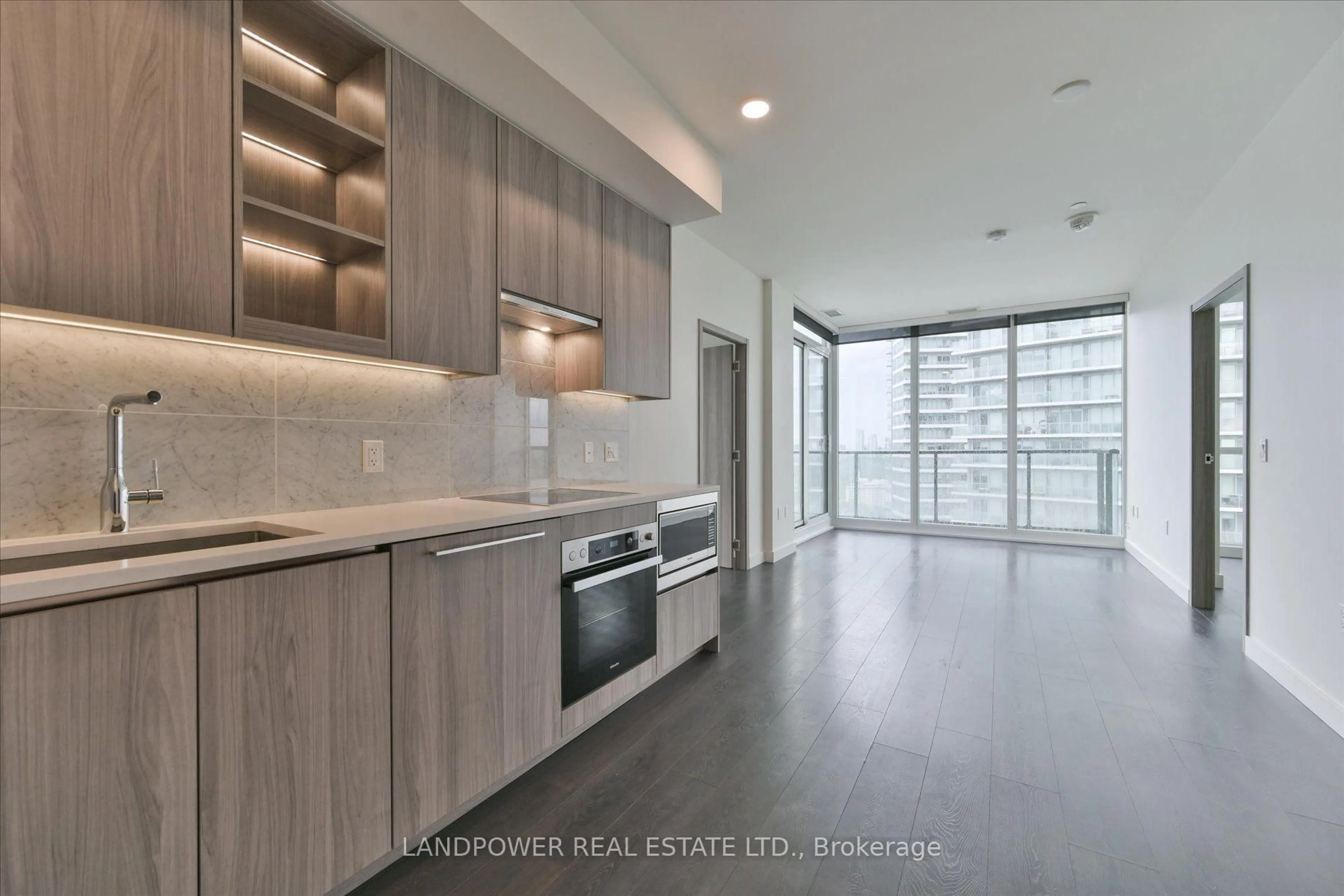 Open concept kitchen, unknown for 95 Mcmahon Dr #2712, Toronto Ontario M2K 0H2