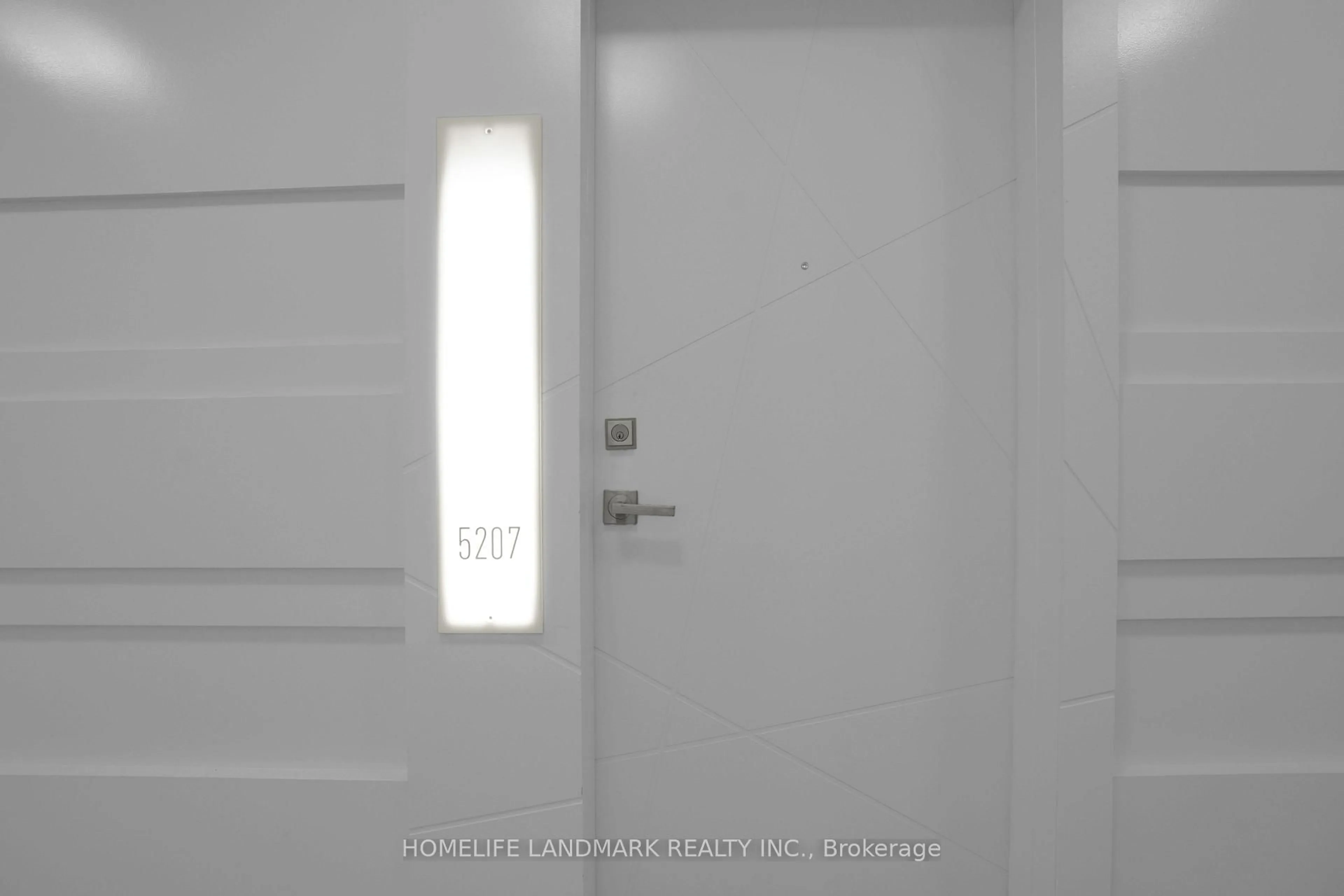 Unknown for 14 York St #5207, Toronto Ontario M5J 0B1