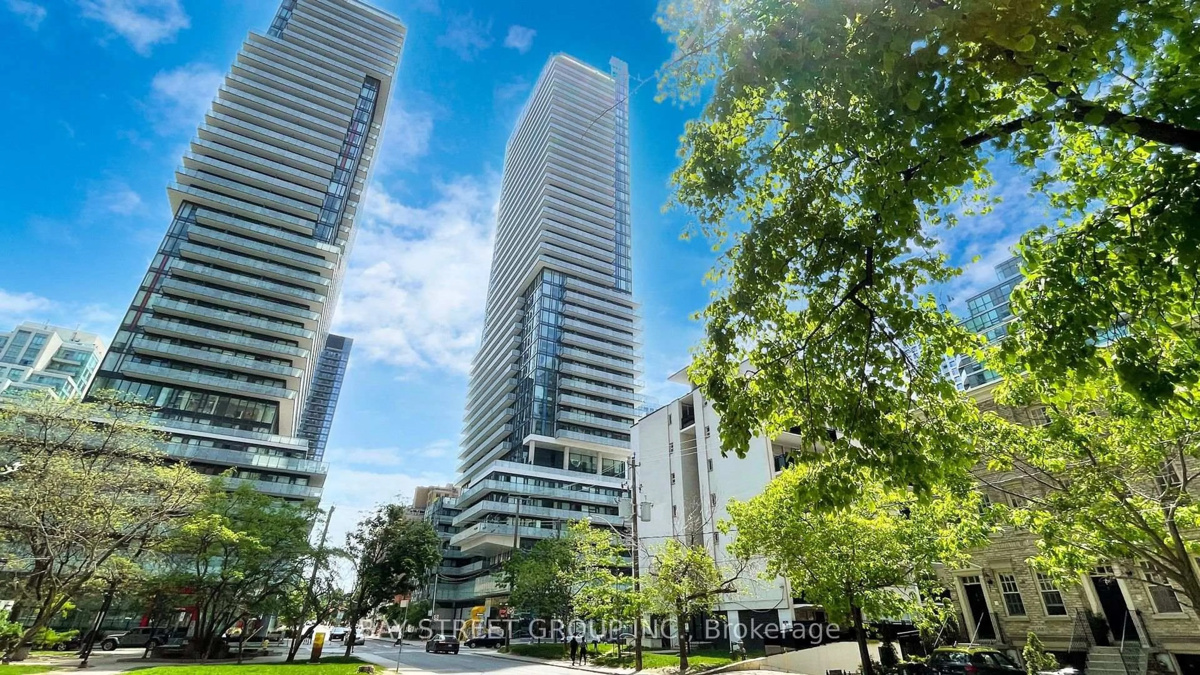 Unknown for 161 Roehampton Ave #3303, Toronto Ontario M4P 0C8