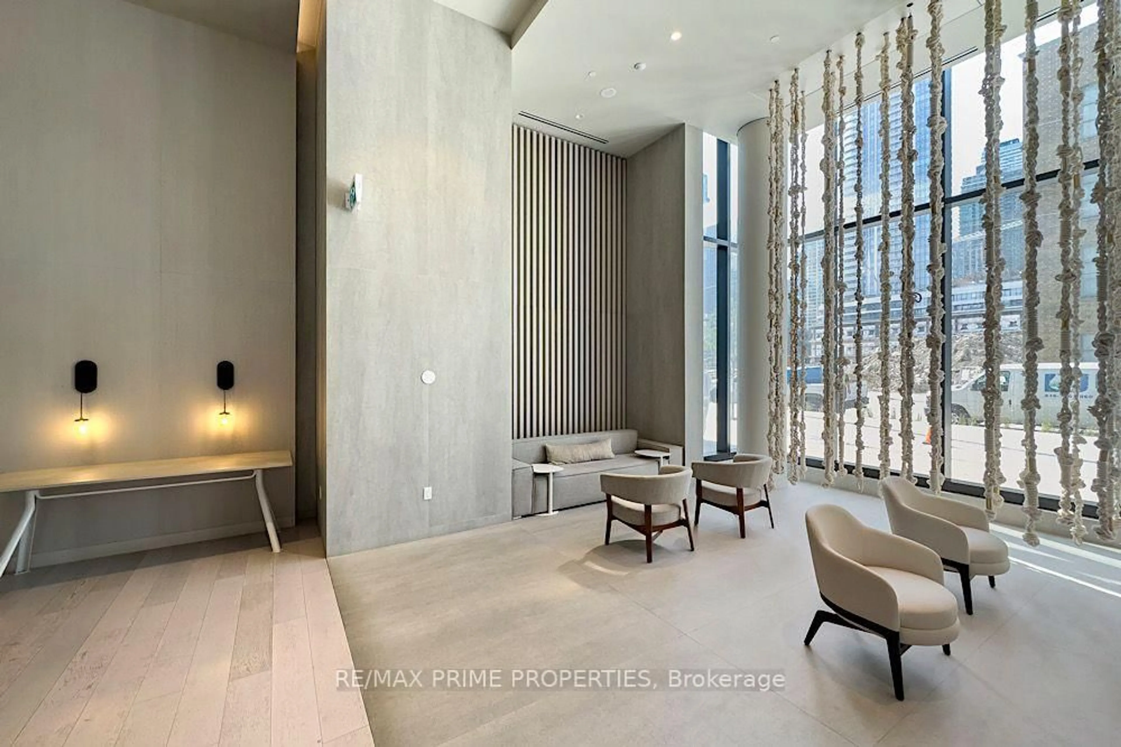 Indoor foyer for 55 Cooper St #4007, Toronto Ontario M5E 0G1