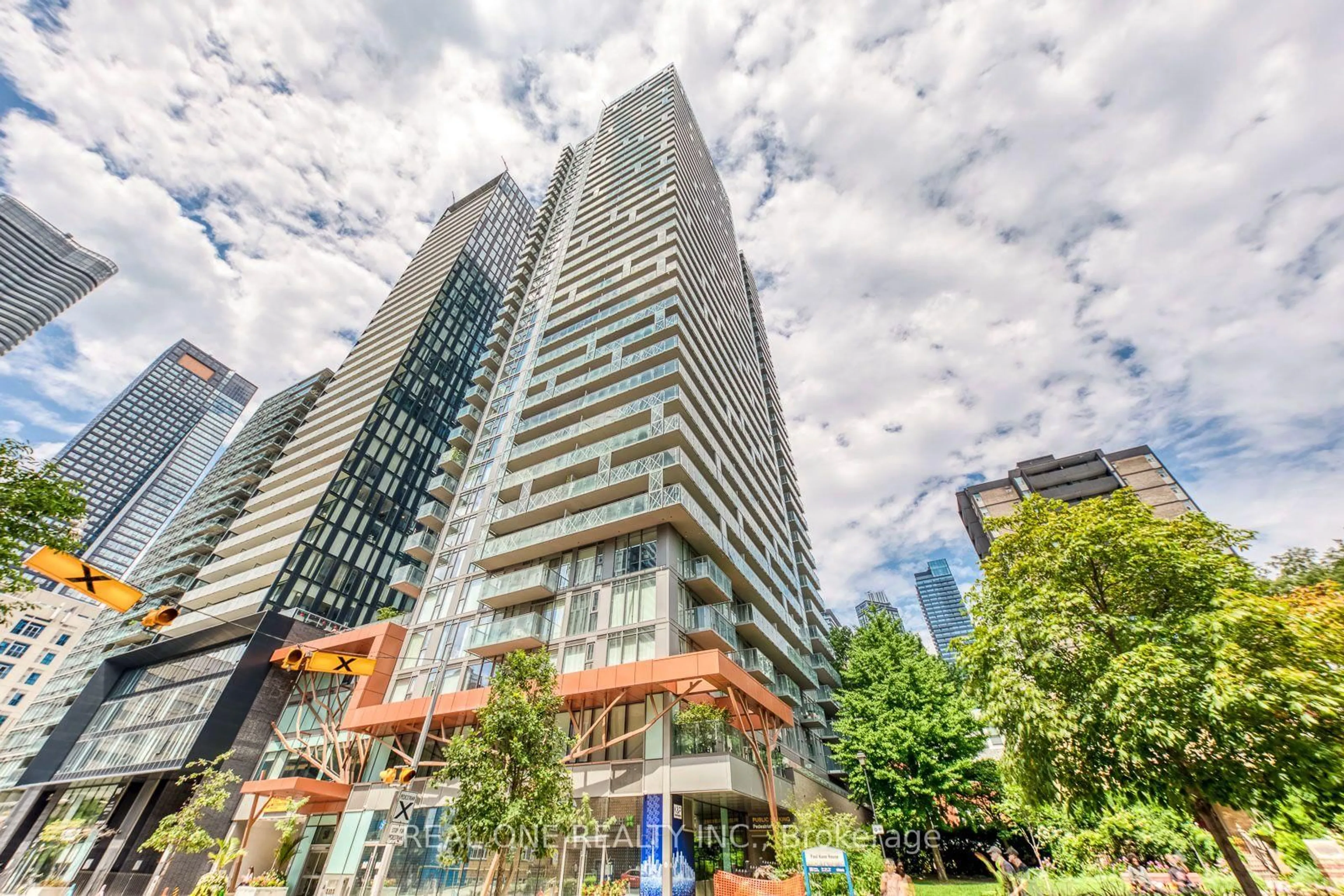 Unknown for 50 Wellesley St #3706, Toronto Ontario M4Y 0C8