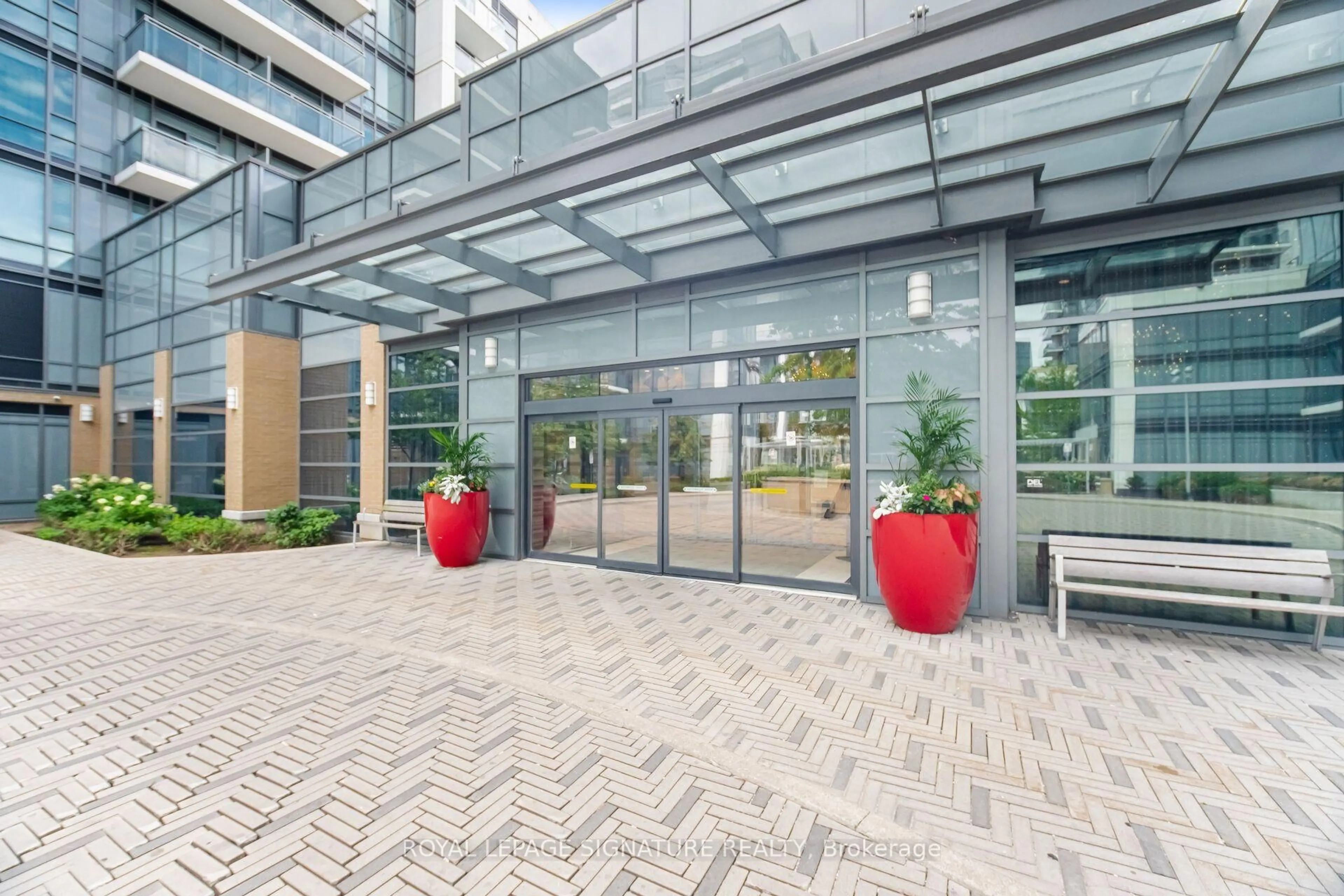 Indoor foyer for 55 Ann O'Reilly Rd #3410, Toronto Ontario M2J 0E1