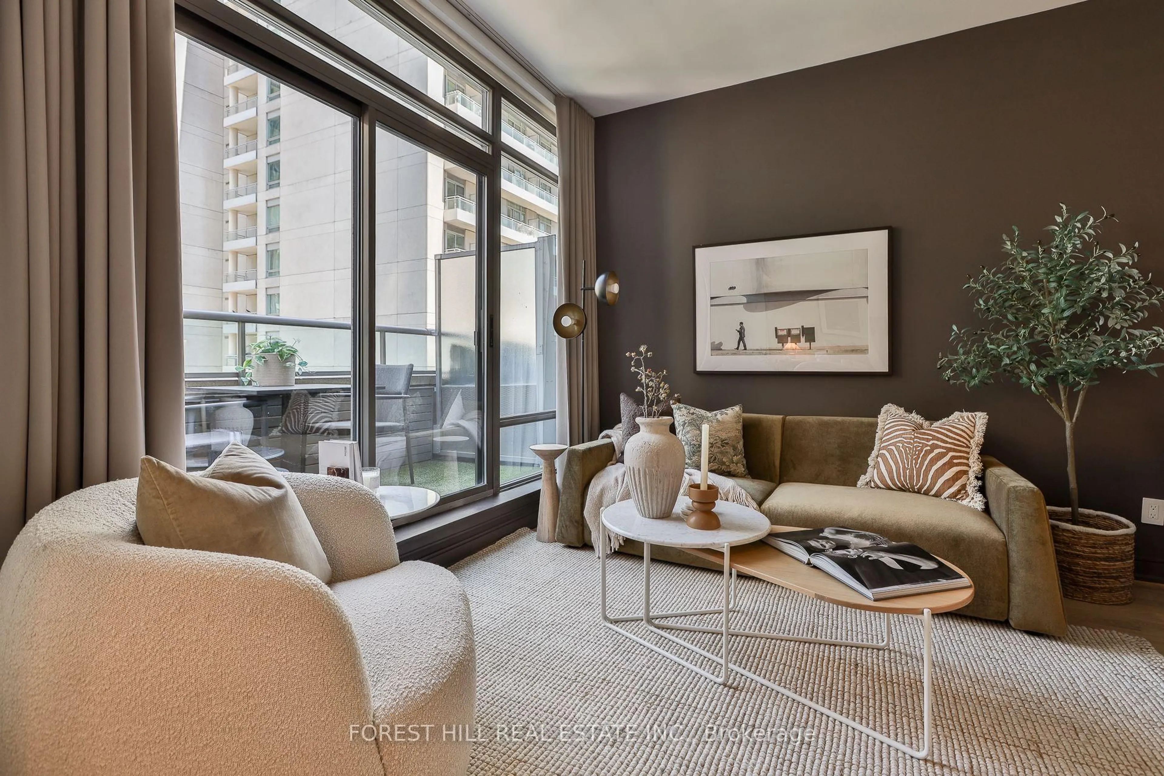 Living room with furniture, unknown for 21 Scollard St #512, Toronto Ontario M5R 1G1