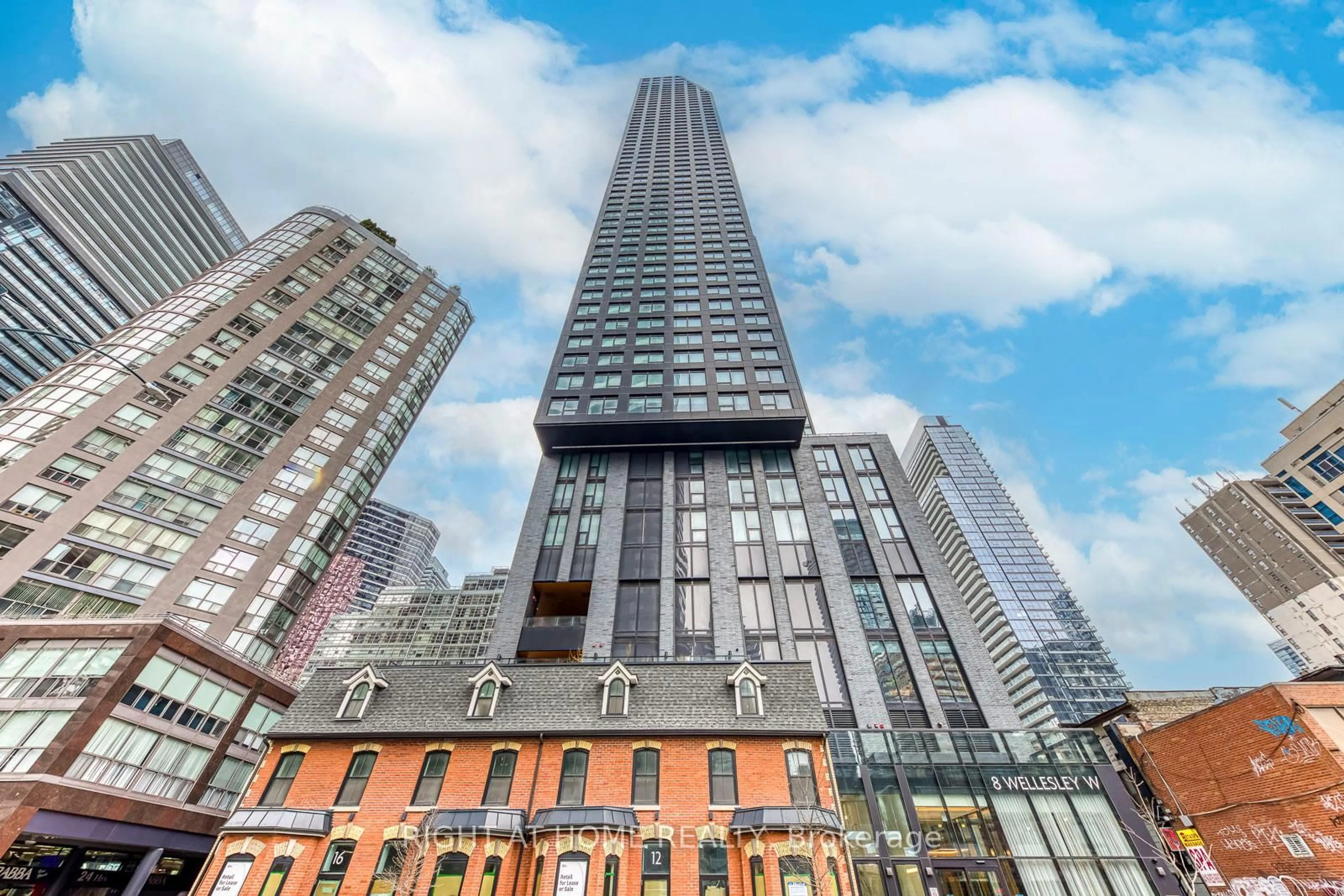 Unknown for 8 Wellesley St #3112, Toronto Ontario M4Y 0J5