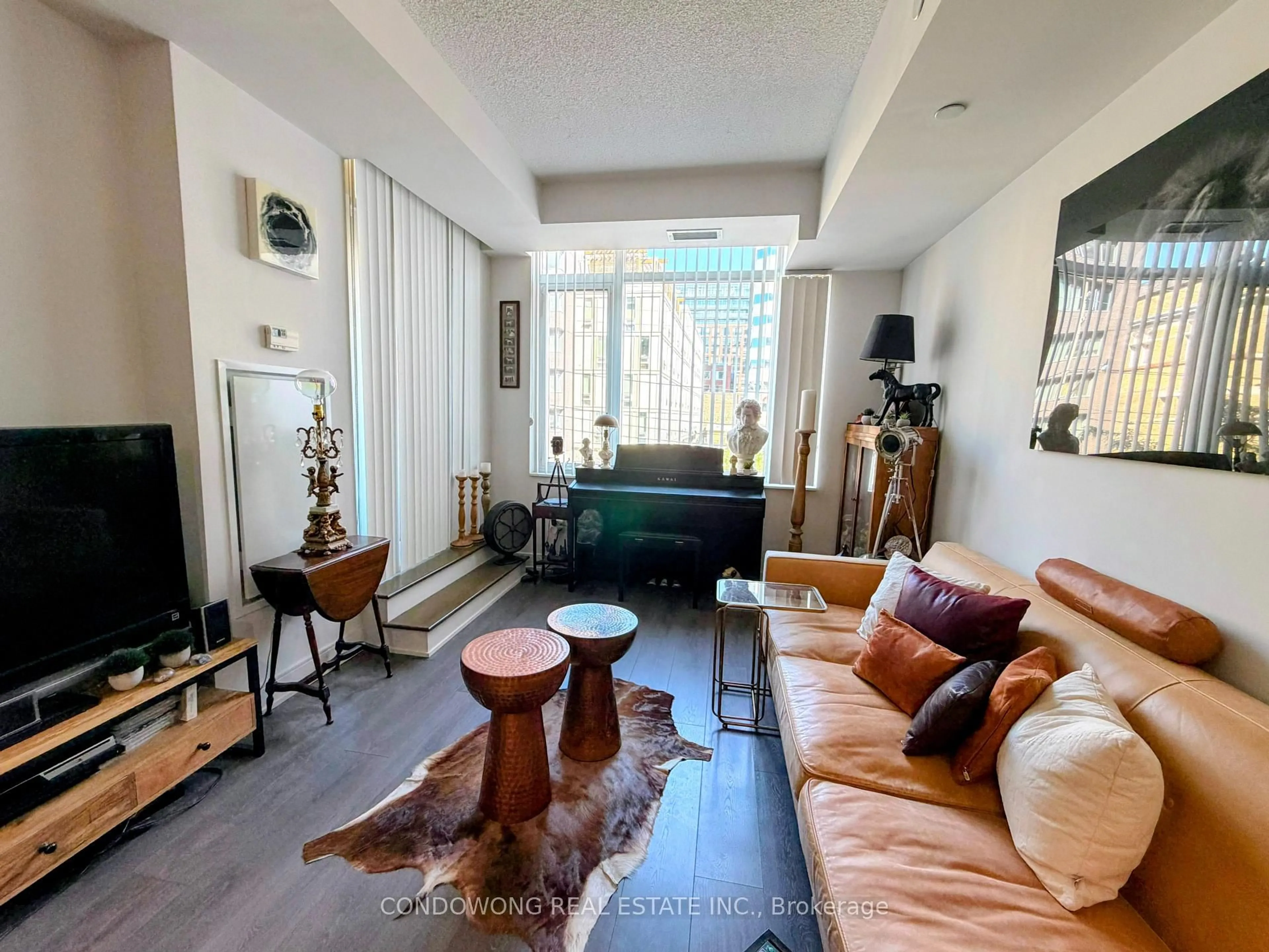 Living room with furniture, unknown for 525 Adelaide St #210, Toronto Ontario M5V 0N7