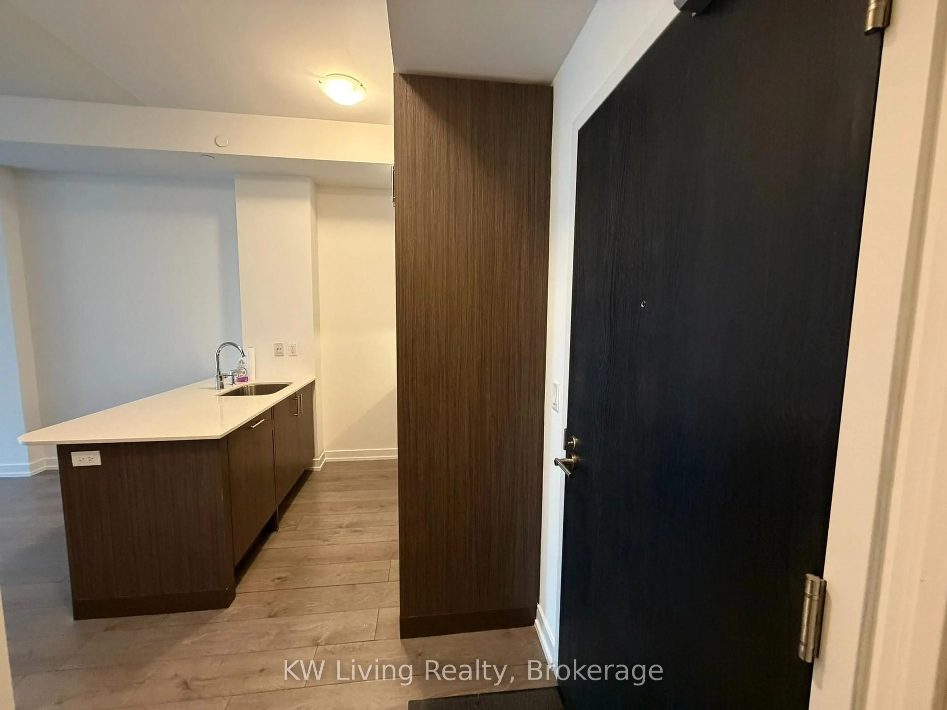 Unknown for 297 College St #509, Toronto Ontario M5T 0C2