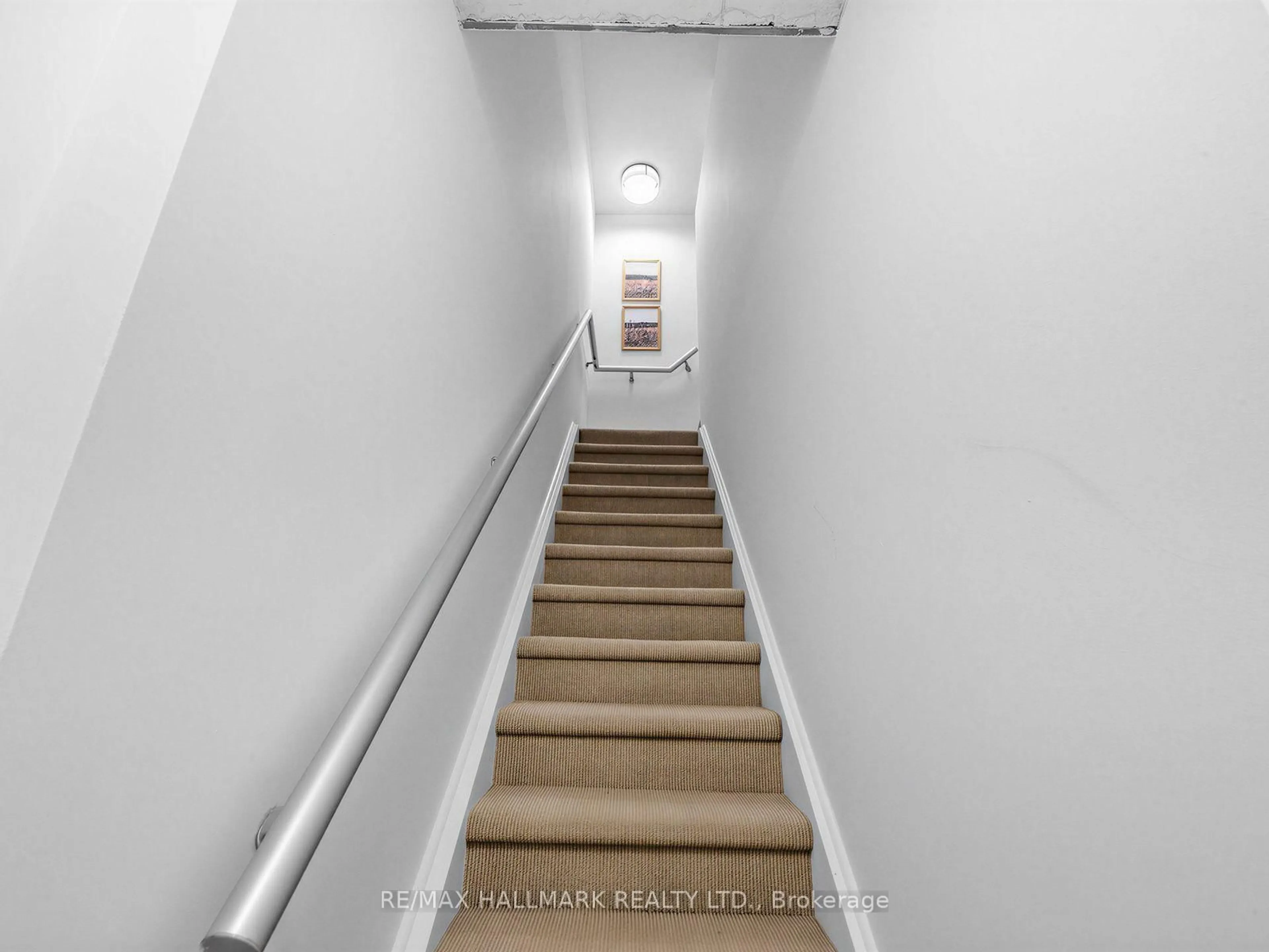 Stairs for 333 Adelaide St #728, Toronto Ontario M5A 4T4