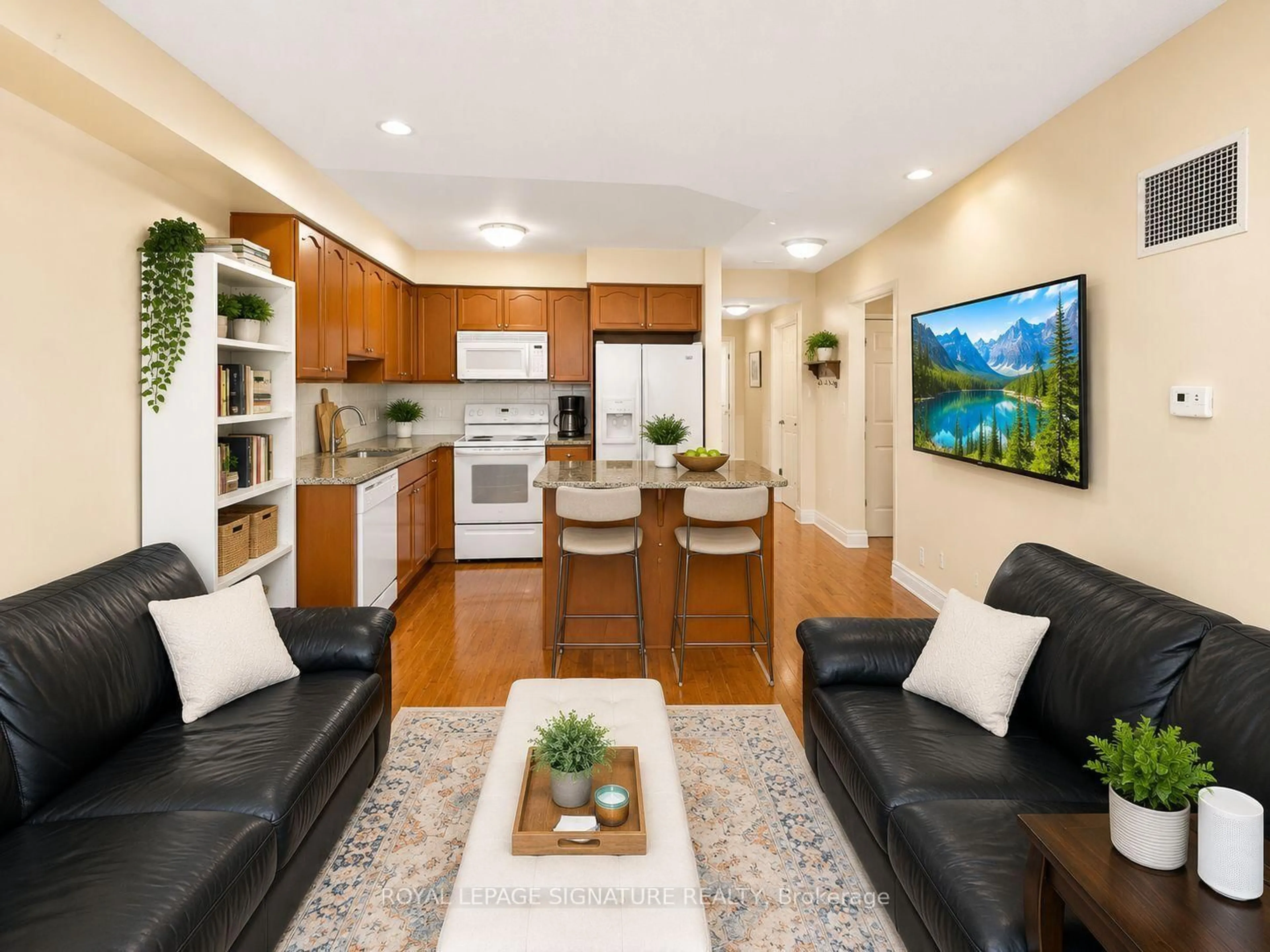 Living room with furniture, unknown for 80 Harrison Garden Blvd #323, Toronto Ontario M2N 7E3