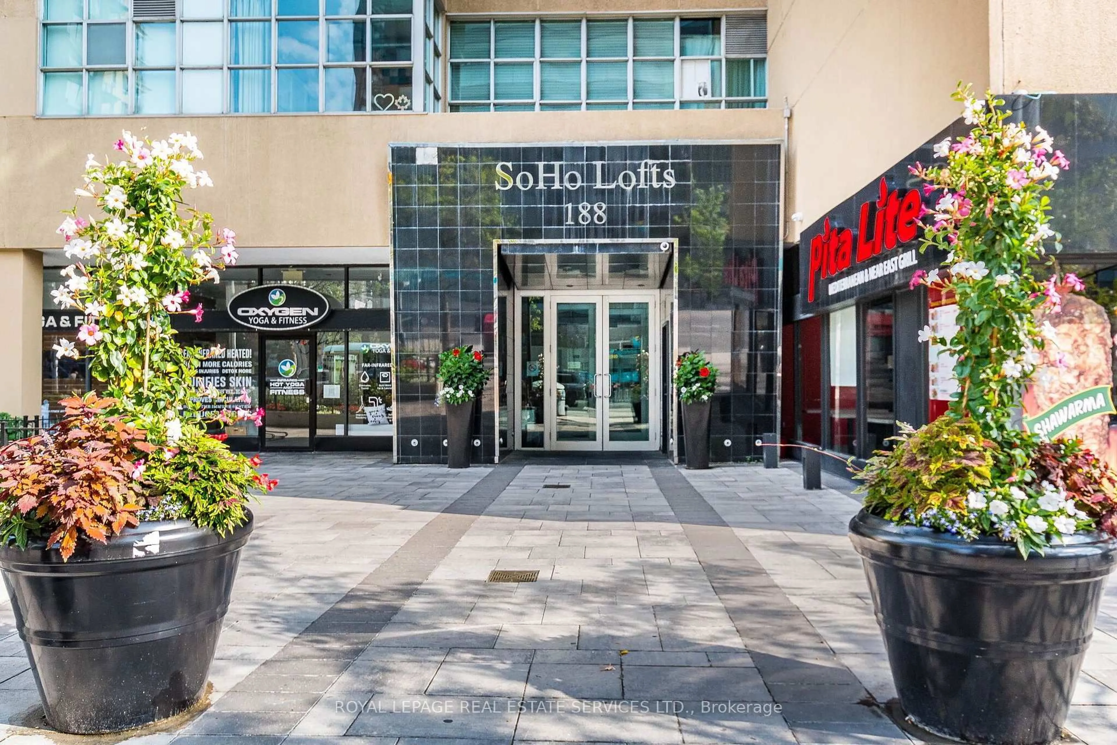 Lobby for 188 Eglinton Ave #508, Toronto Ontario M4P 2X7