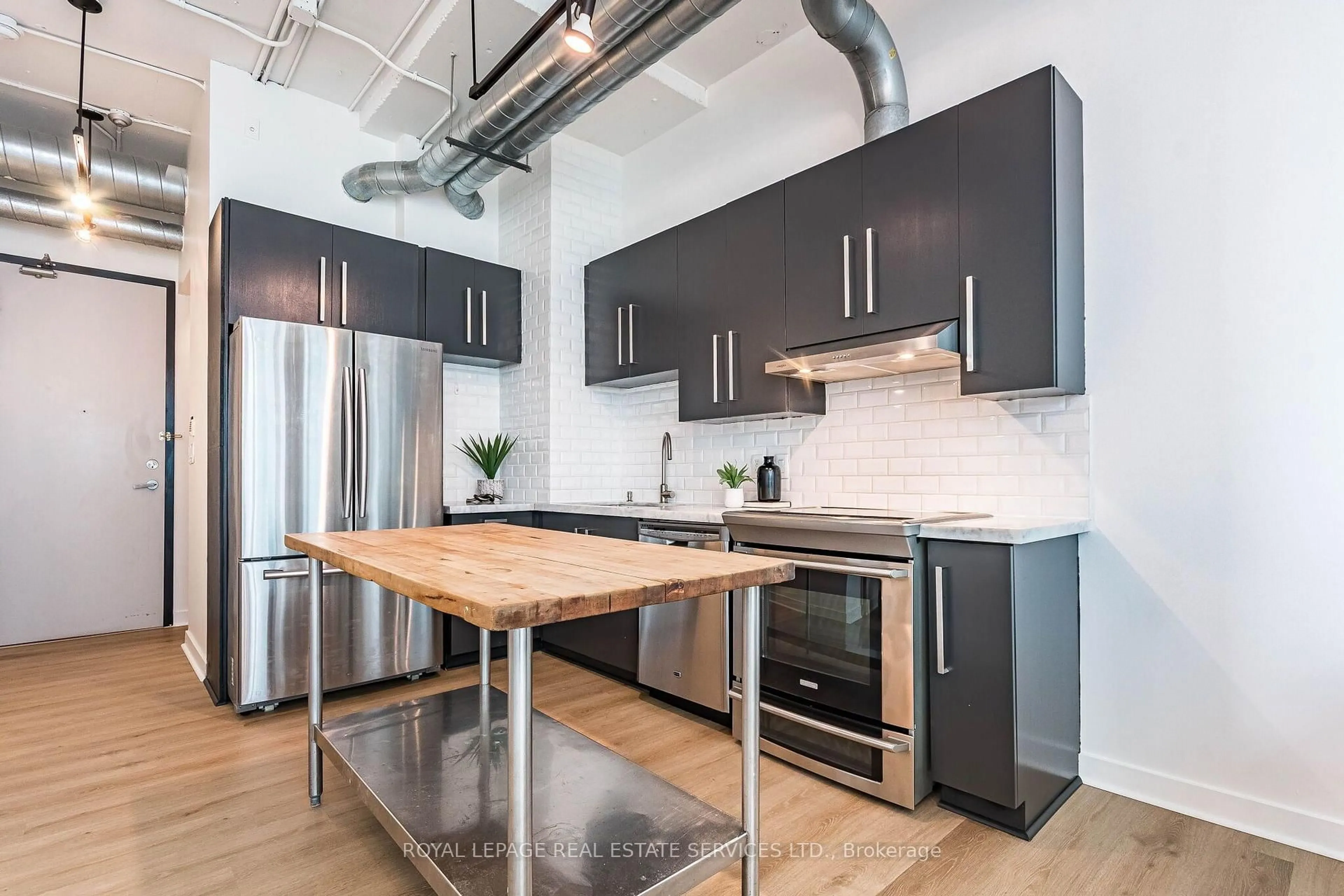 Unknown for 188 Eglinton Ave #508, Toronto Ontario M4P 2X7