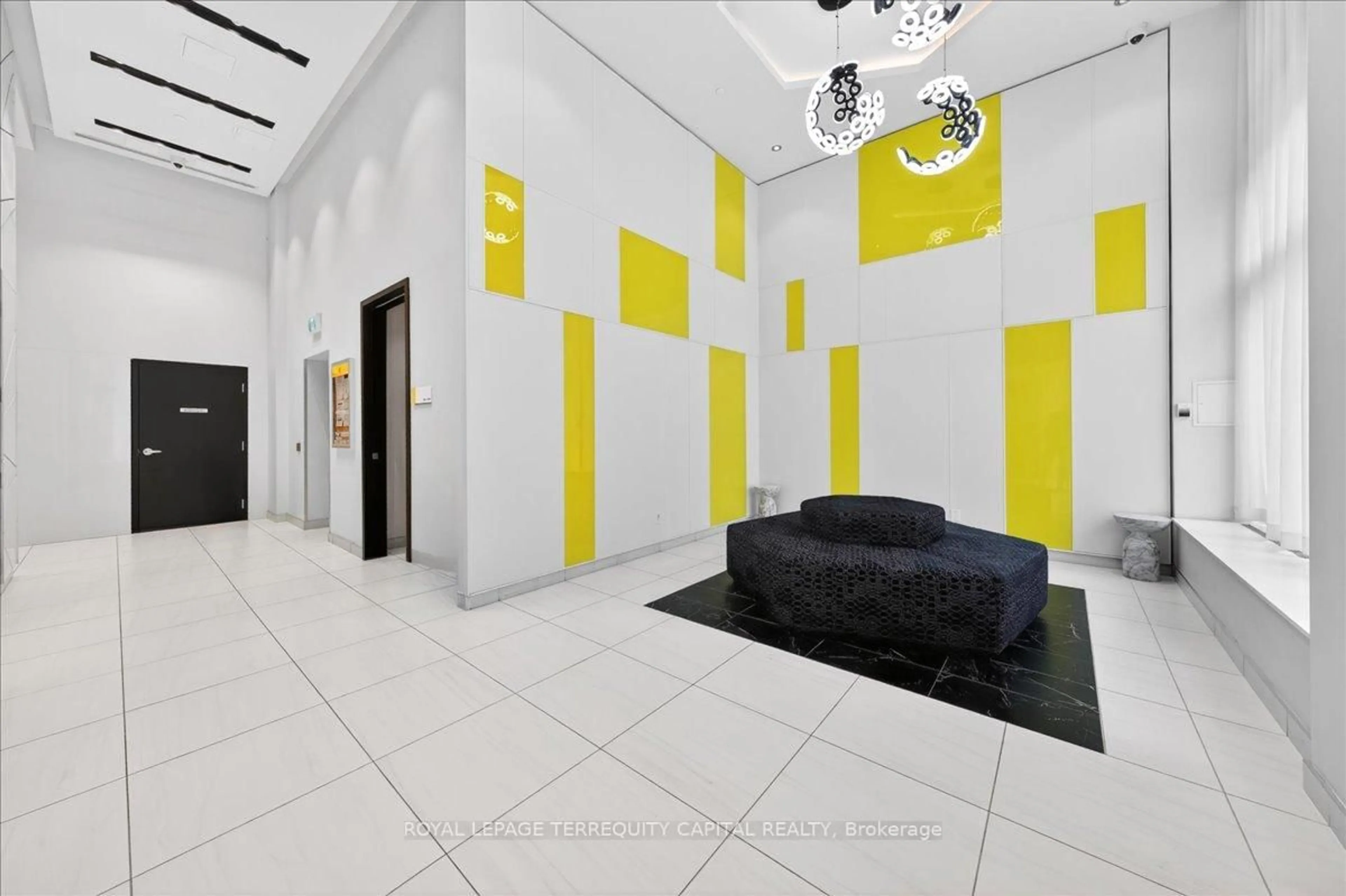 Lobby for 159 Wellesley St #3002, Toronto Ontario M4Y 0H5