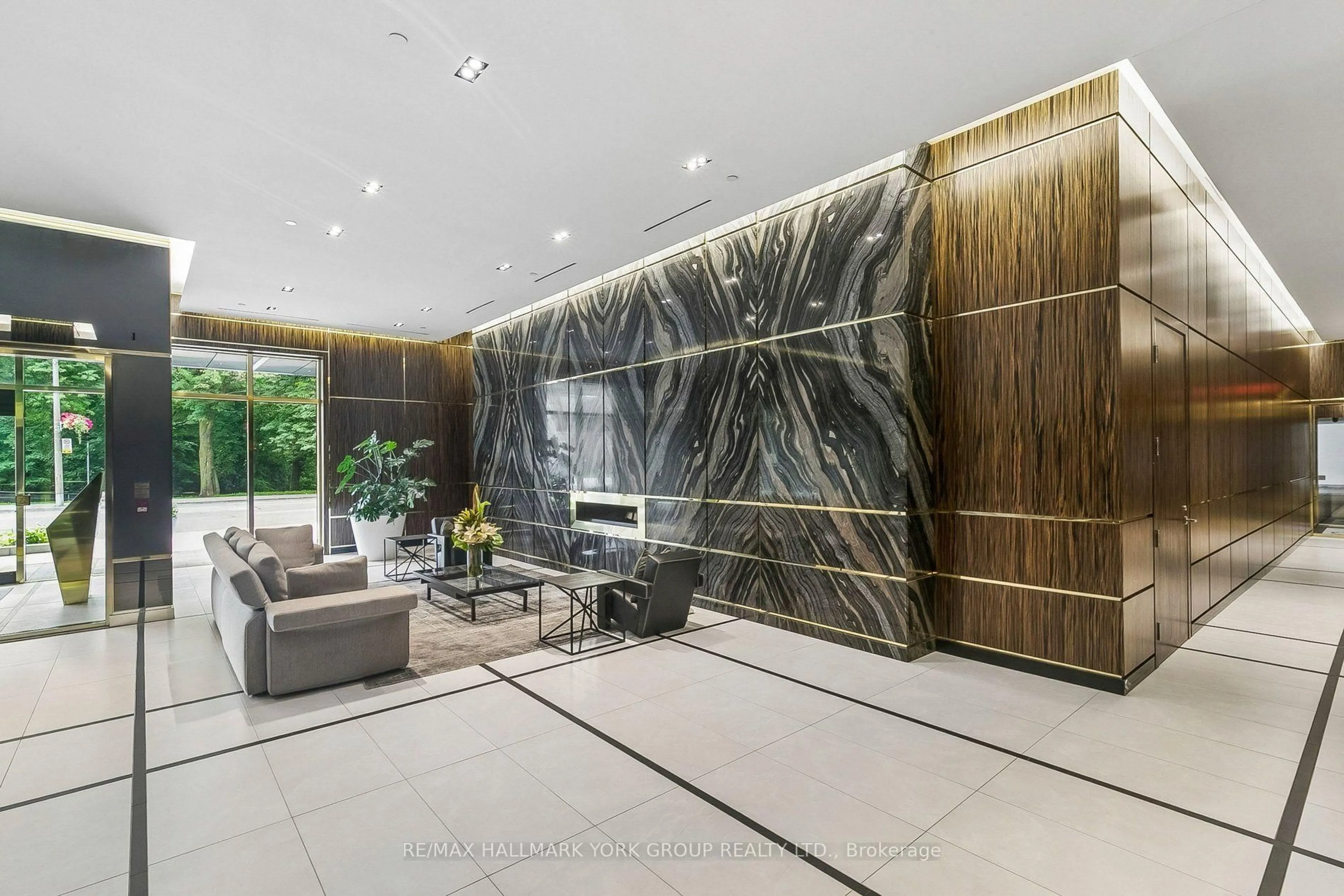 Lobby for 3018 Yonge St #606, Toronto Ontario M4N 2K4