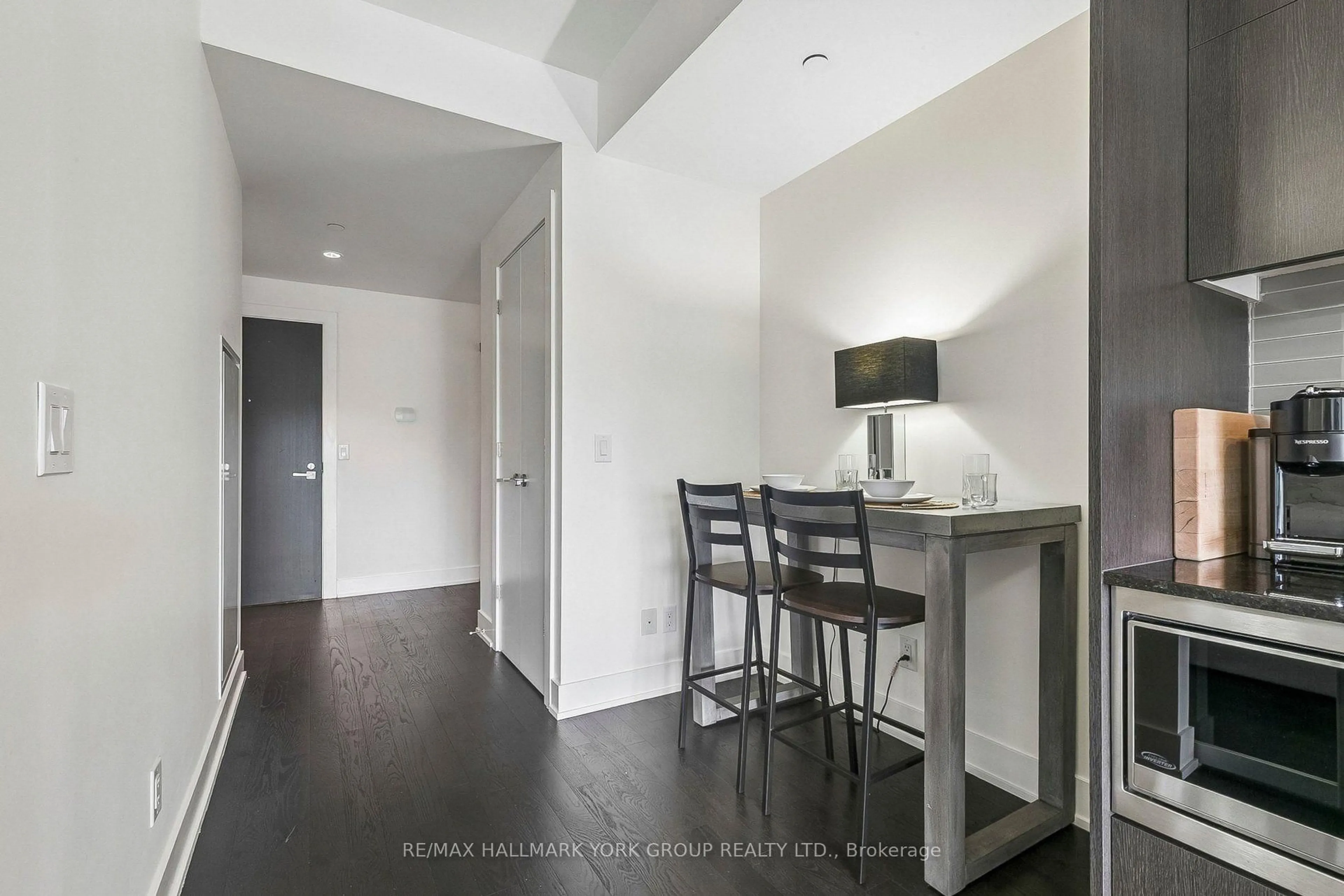 Unknown for 3018 Yonge St #606, Toronto Ontario M4N 2K4