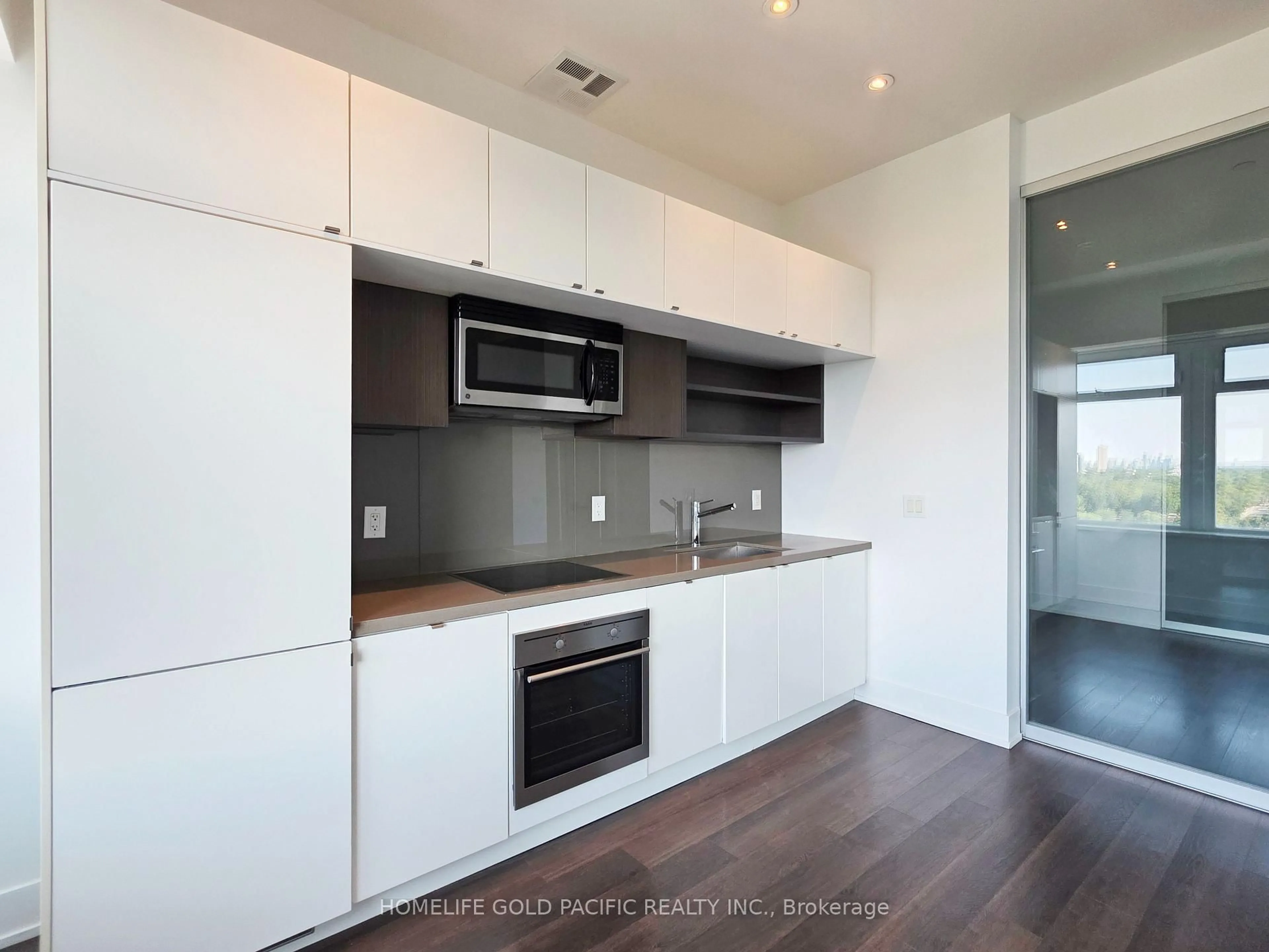 Unknown for 111 St. Clair Ave #1222, Toronto Ontario M4V 1N5