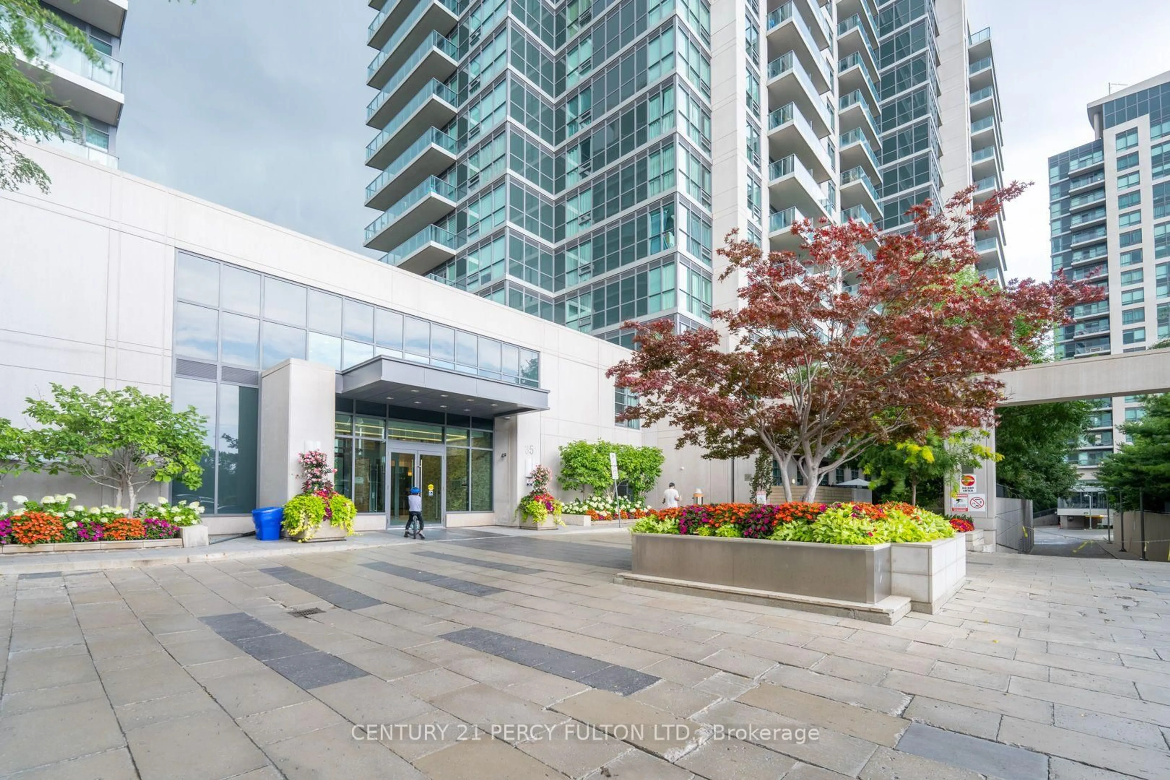 Unknown for 35 Brian Peck Cres #1510, Toronto Ontario M4G 0A5