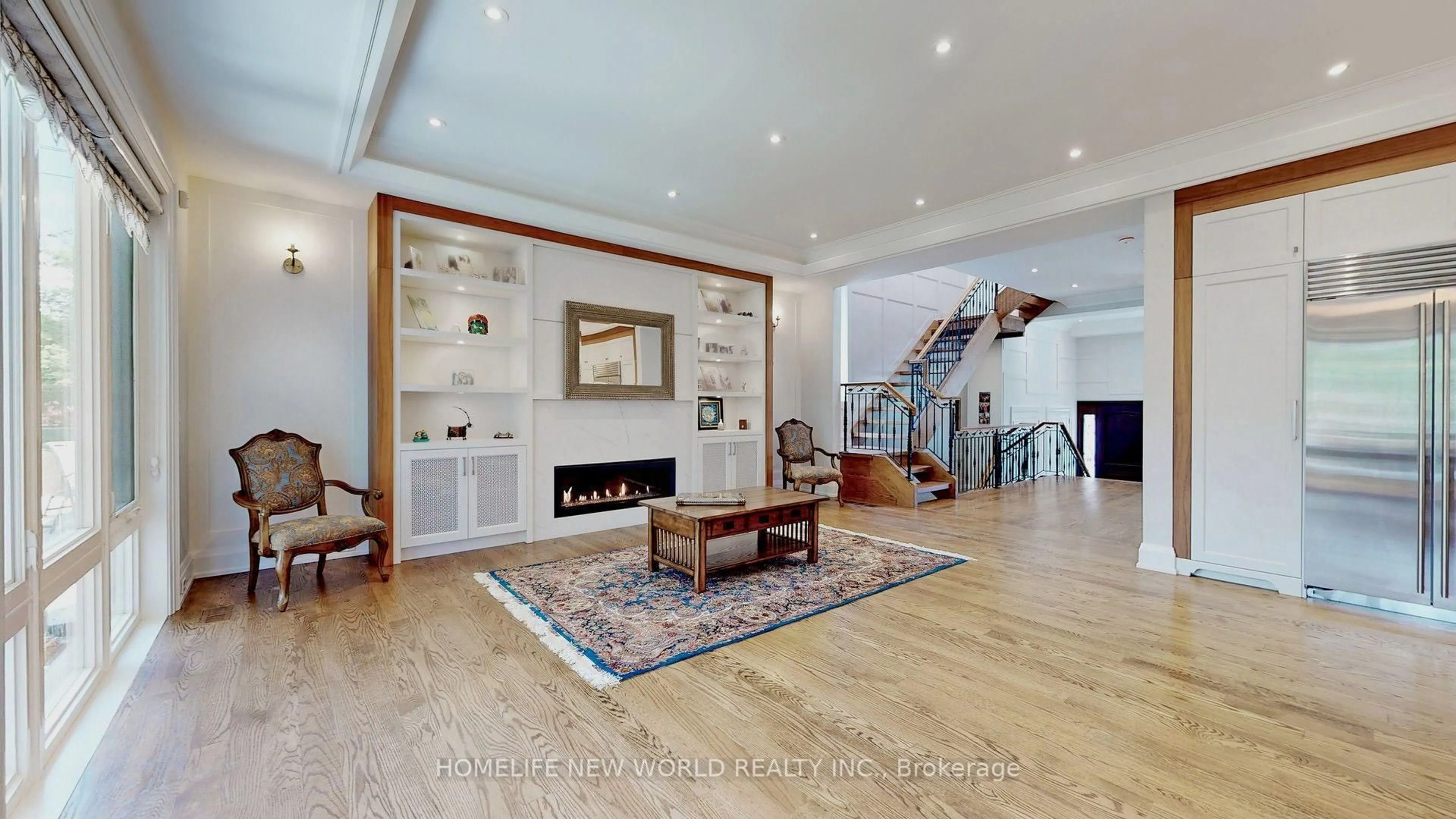 Unknown for 302 Johnston Ave, Toronto Ontario M2N 1H7