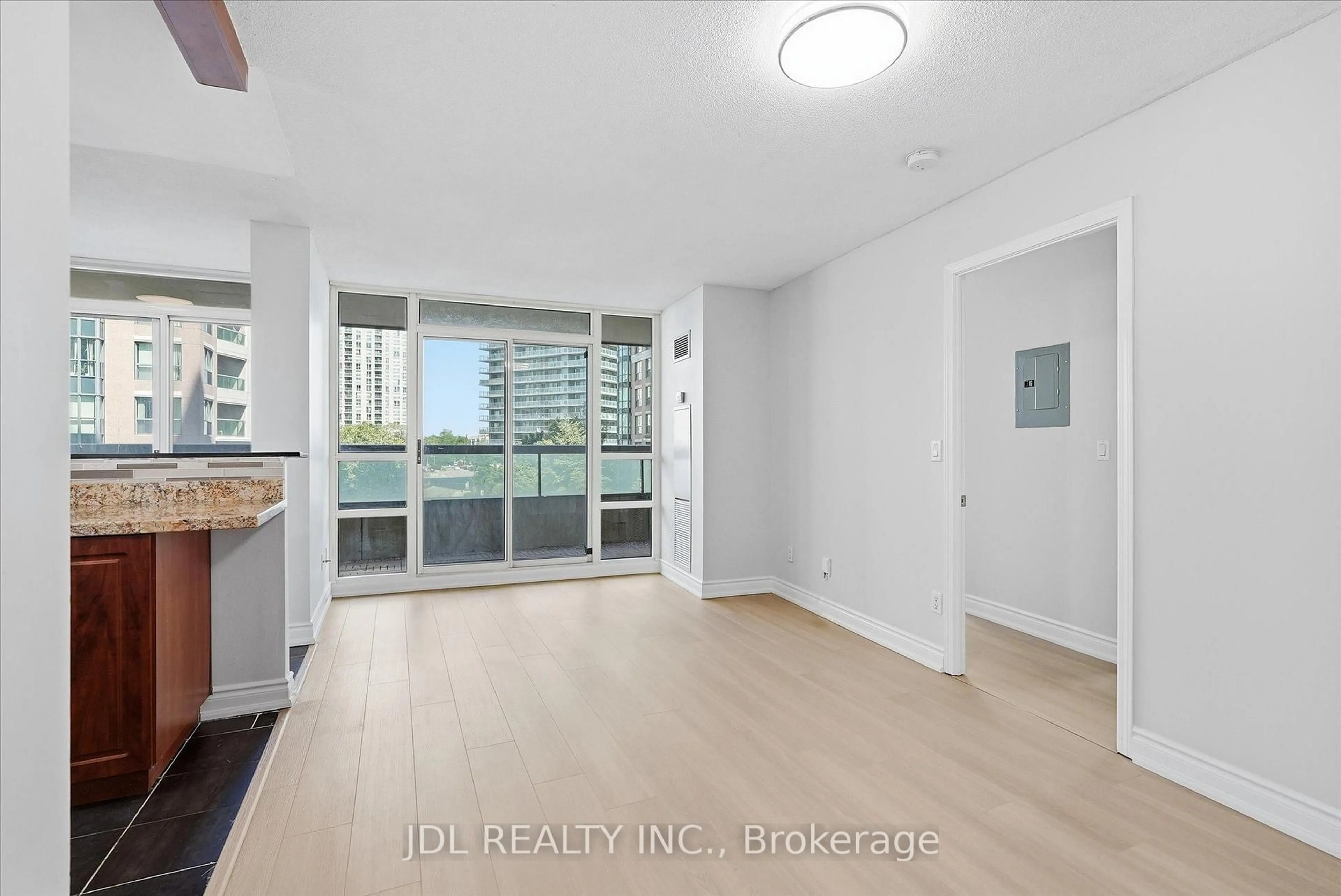 A pic of a room for 503 Beecroft Rd #516, Toronto Ontario M2N 0A2
