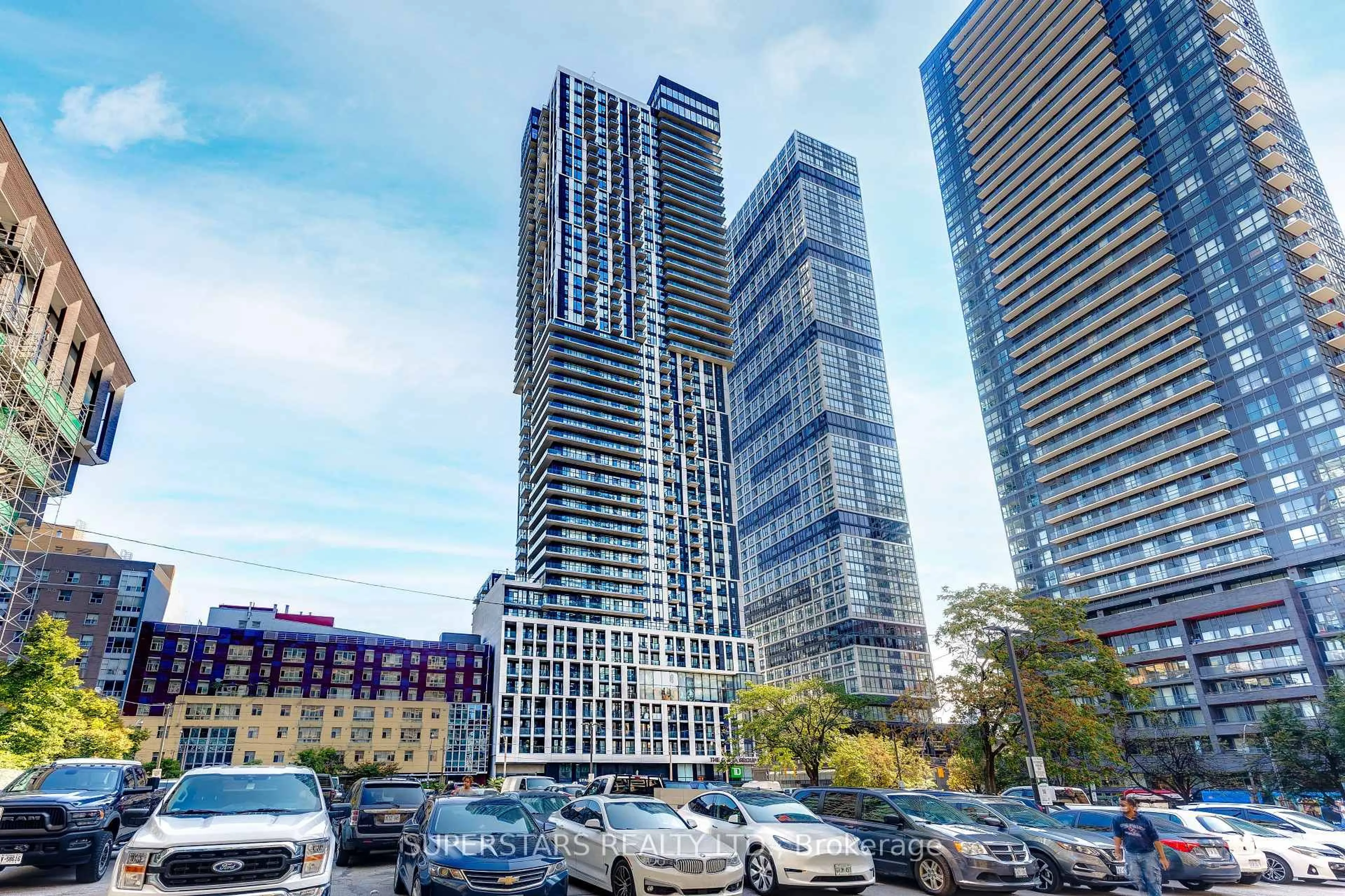 Unknown for 251 Jarvis St #2507, Toronto Ontario M5B 0C3