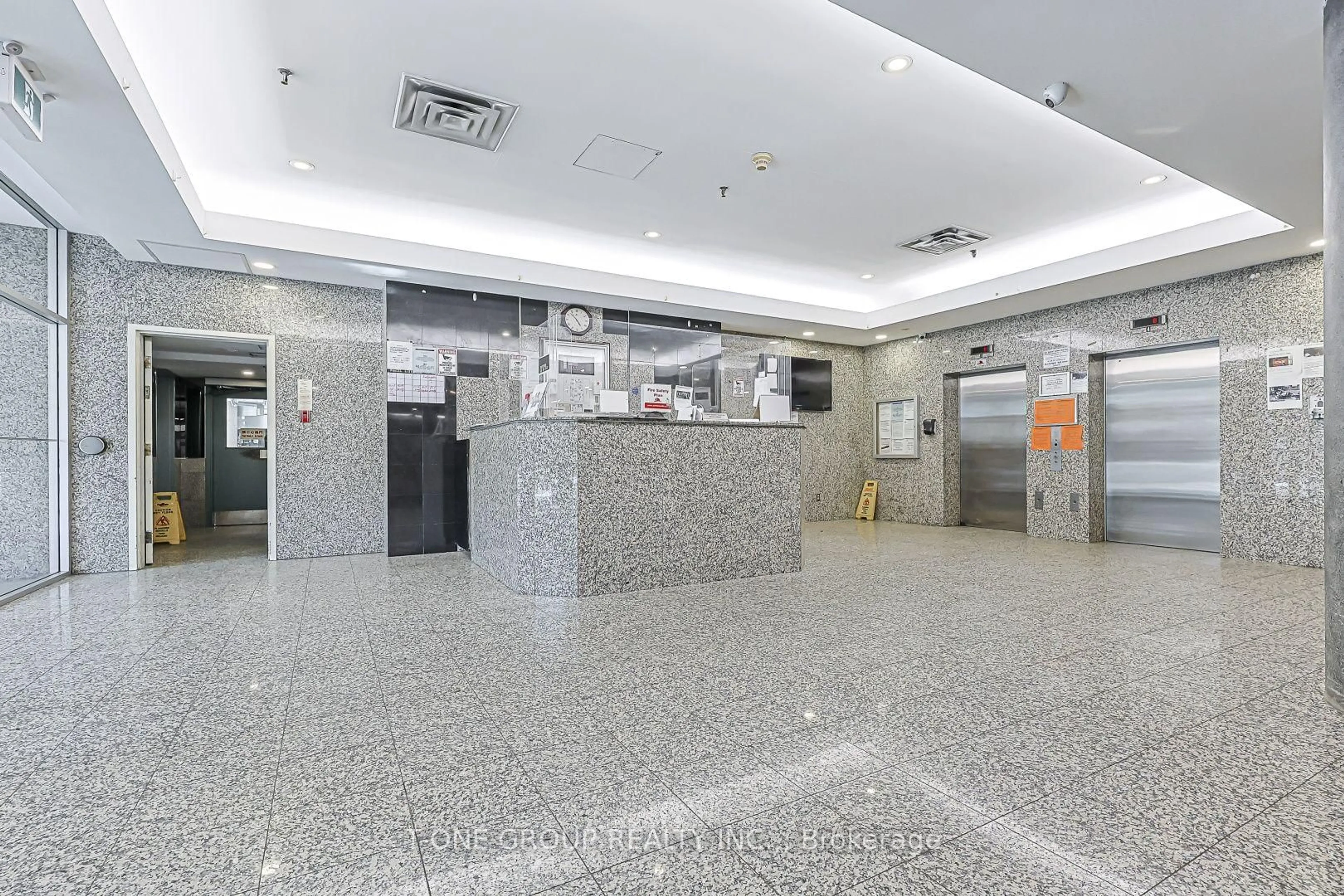 Lobby for 99 CAMERON St #901, Toronto Ontario M5T 3A2