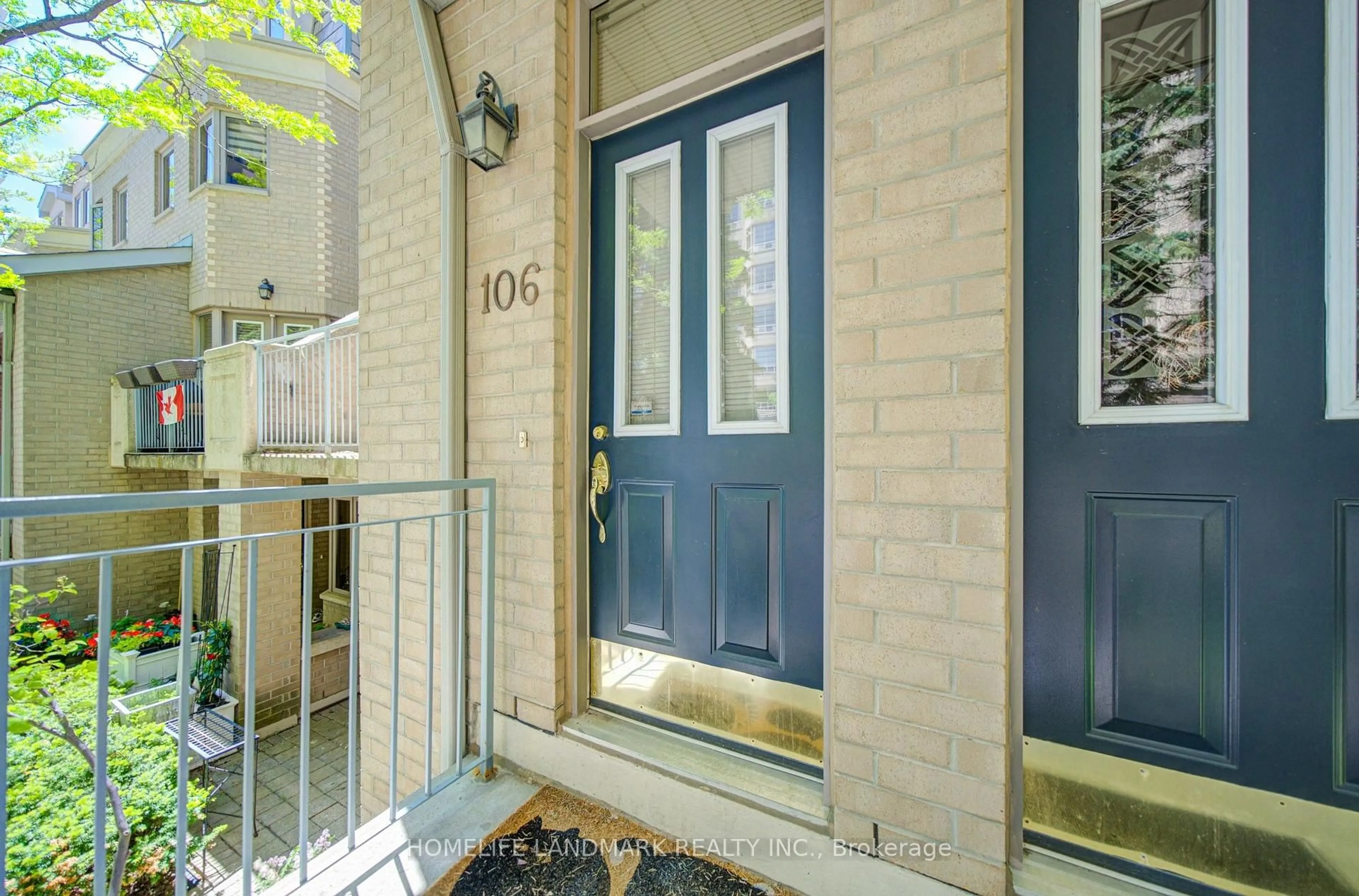 Indoor entryway for 5418 Yonge St #106, Toronto Ontario M2N 6X4