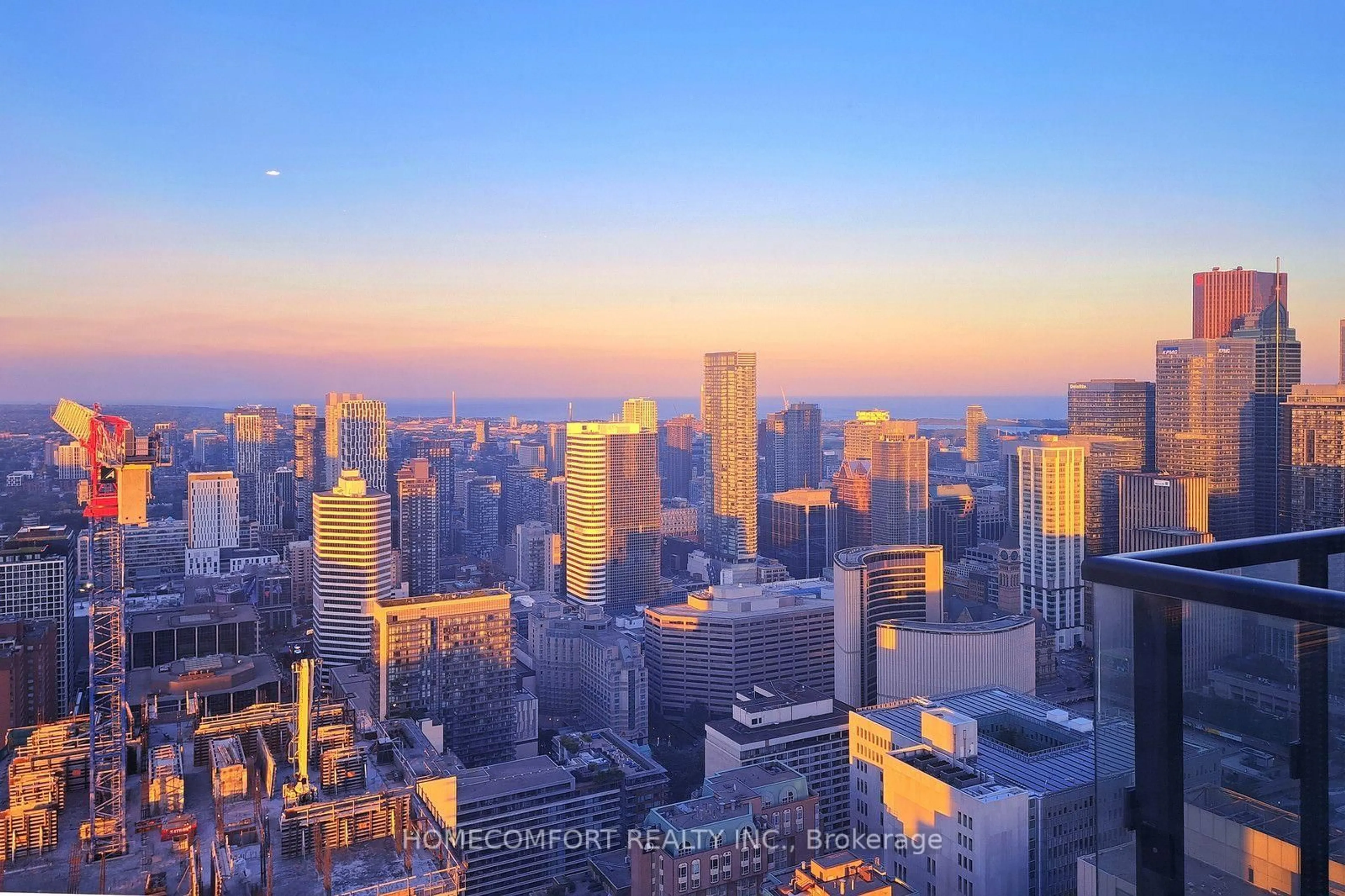 Unknown for 488 University Ave #4703, Toronto Ontario M5G 0C1