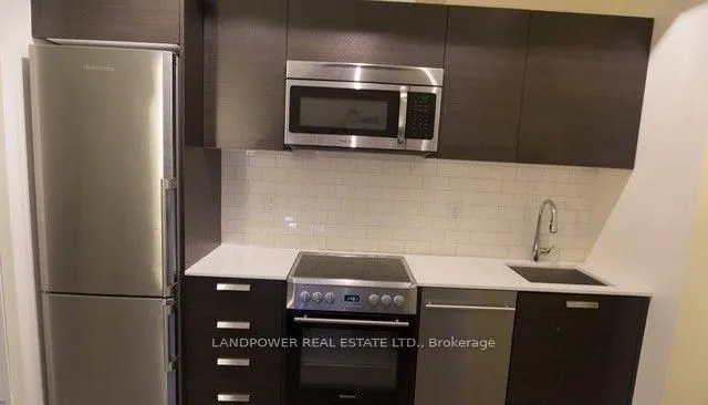 42 Charles St #908, Toronto 5