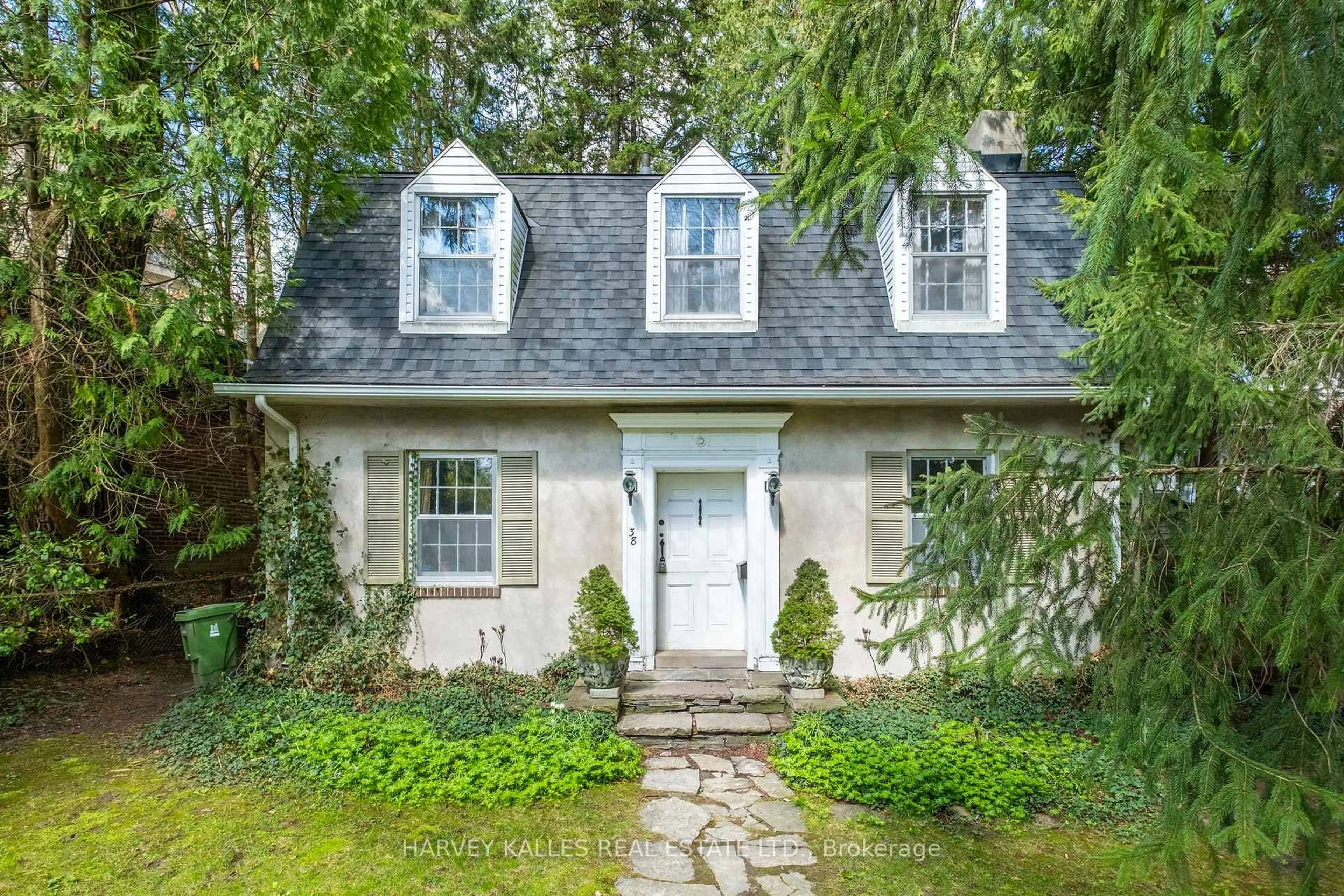 Unknown for 38 Donwoods Dr, Toronto Ontario M4N 2G2