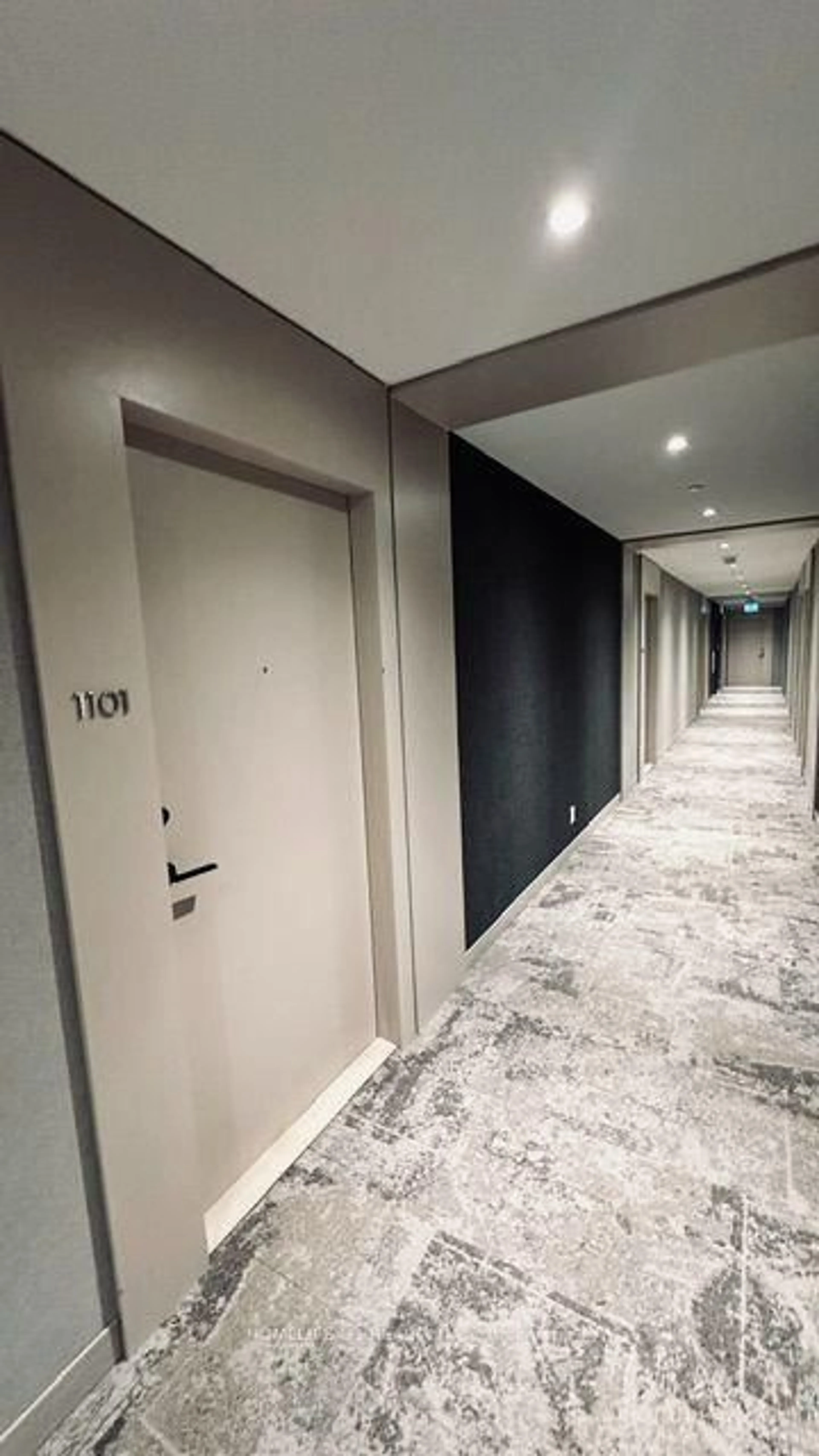 Indoor foyer for 2020 Bathurst St #1101, Toronto Ontario M5P 0A6