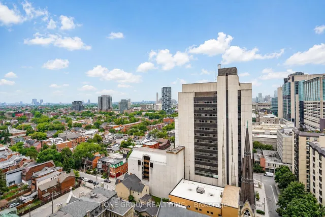 280 Dundas St #1803, Toronto 2