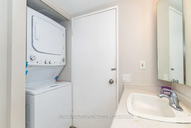 21 Overlea Blvd #1309, Toronto 4