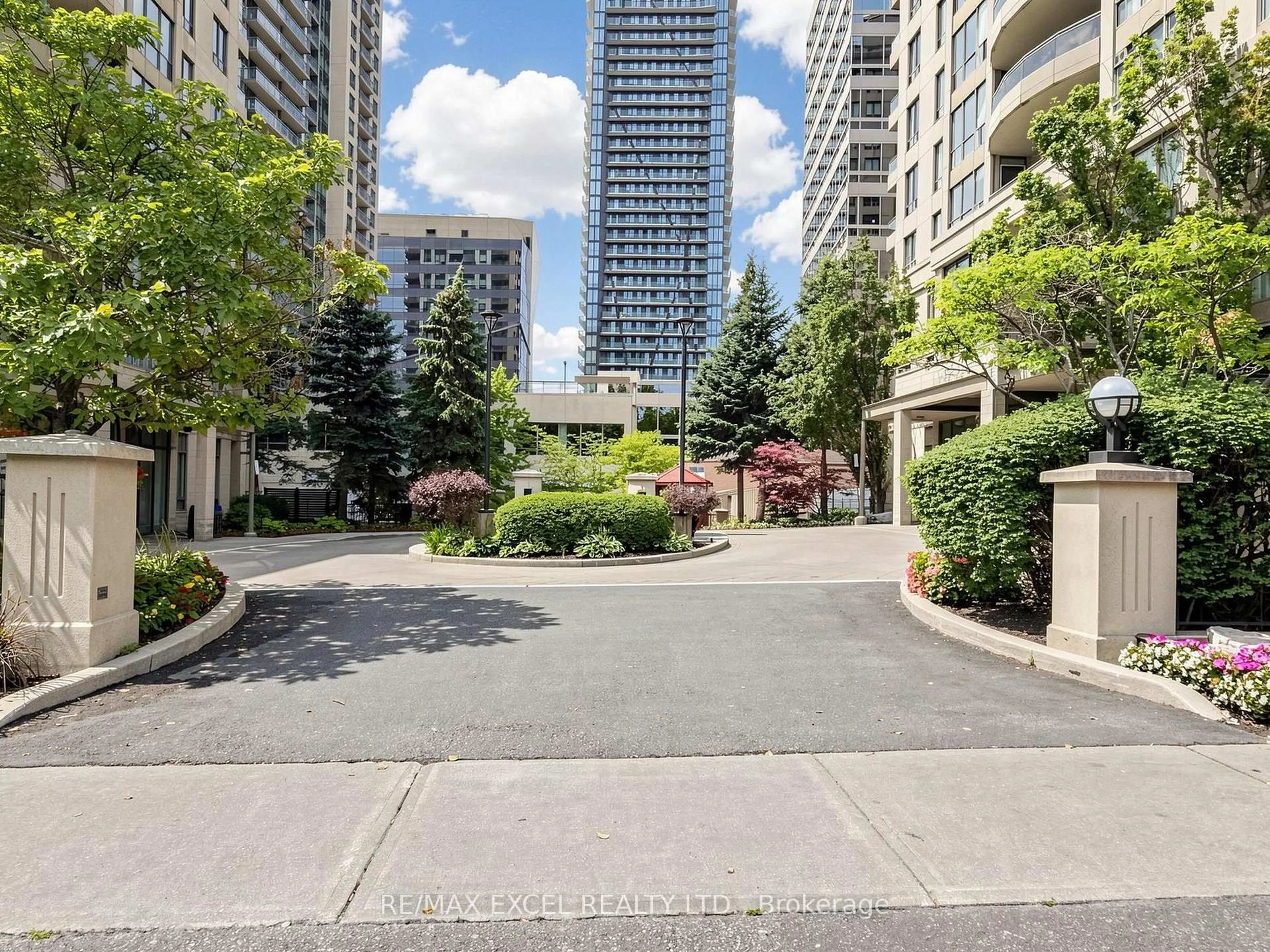 Patio, unknown for 256 Doris Ave #1203, Toronto Ontario M2N 6X8