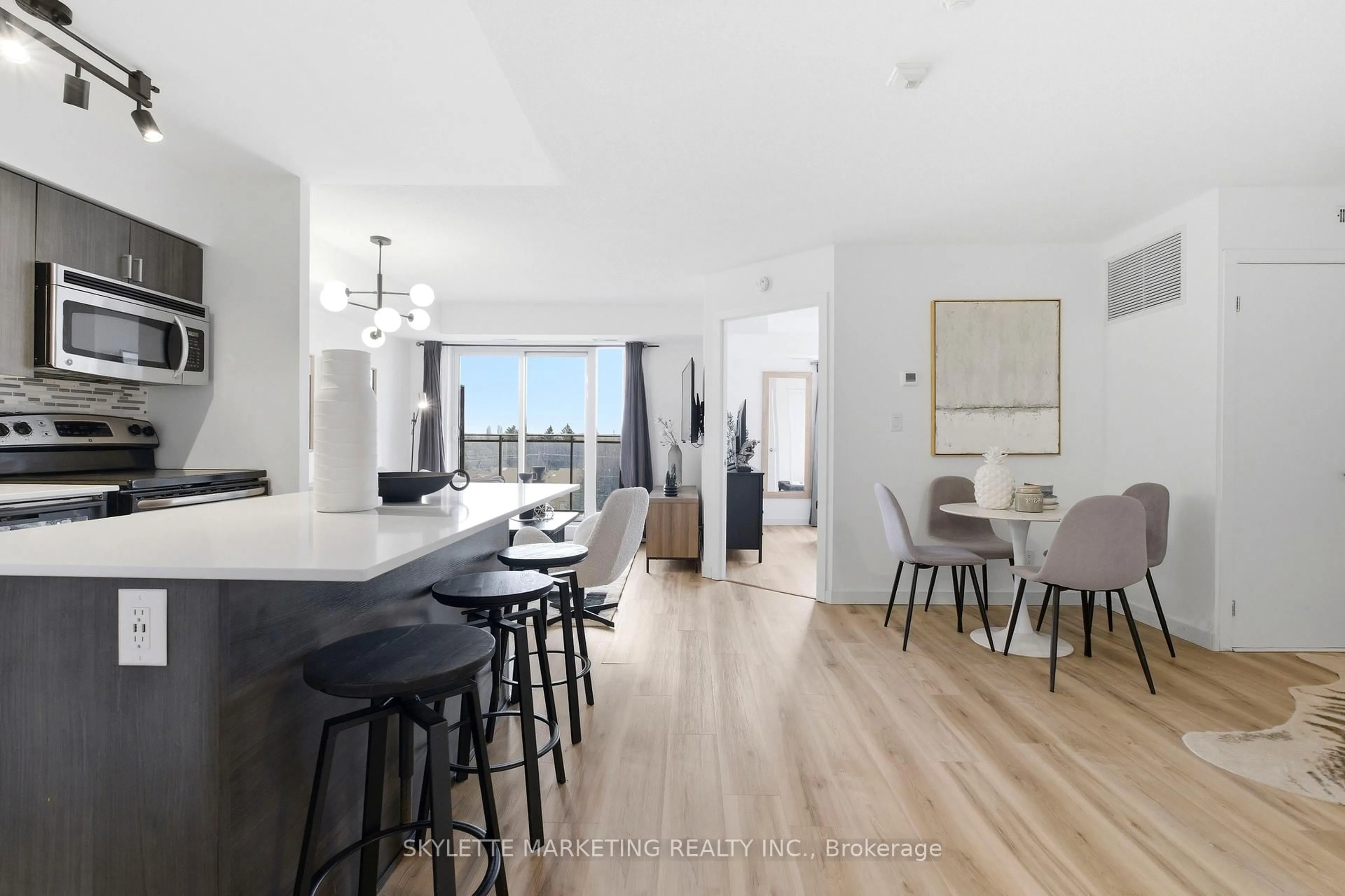 Open concept kitchen, unknown for 801 Sheppard Ave #701, Toronto Ontario M3H 0A8