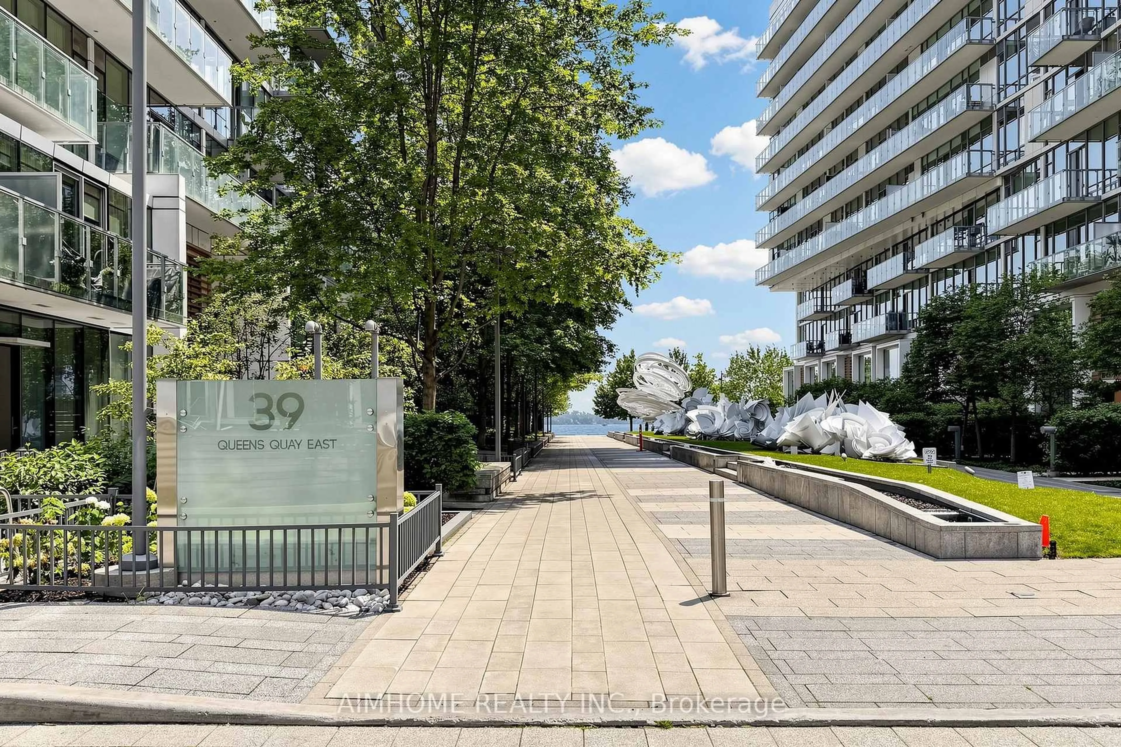 Patio, street for 39 Queens Quay #328, Toronto Ontario M5E 0A4