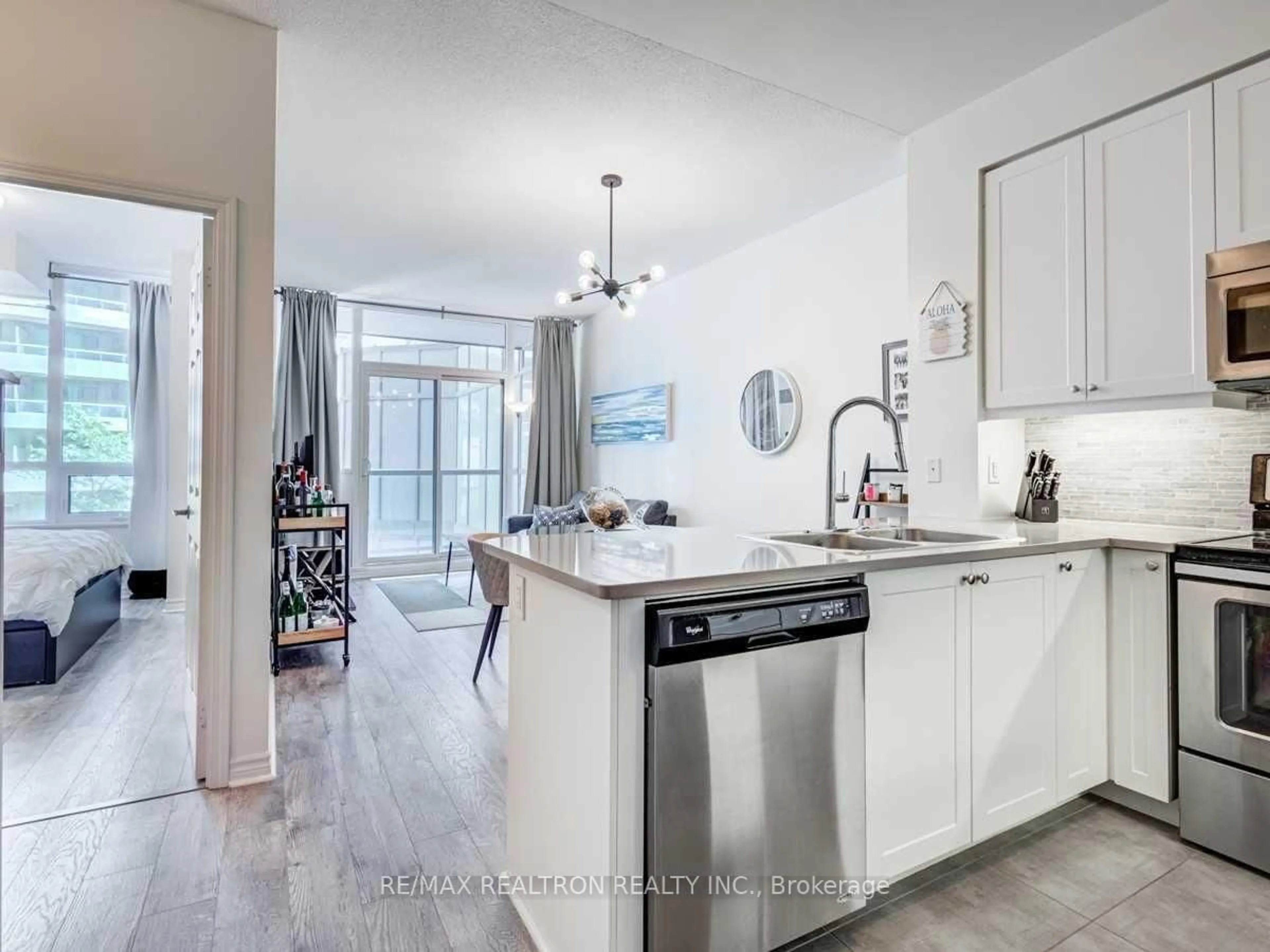 Open concept kitchen, ceramic/tile floor for 25 Lower Simcoe St #305, Toronto Ontario M5J 3A1