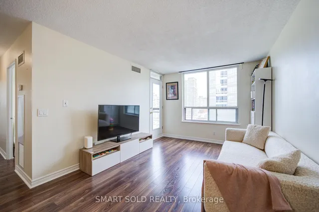 18 Parkview Ave #1512, Toronto 5