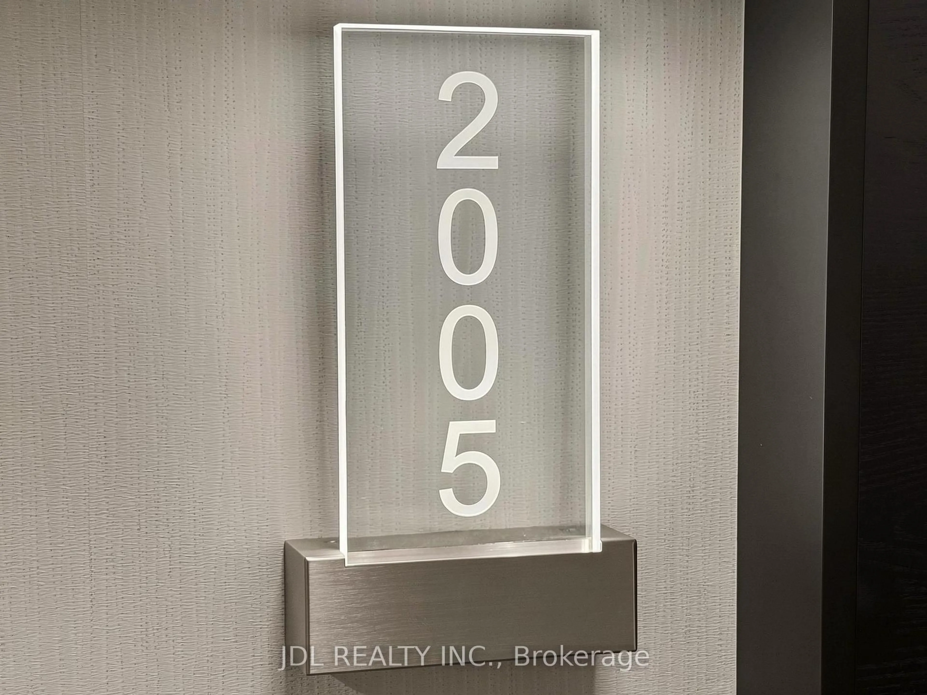 Indoor entryway for 70 Princess St #2005, Toronto Ontario M5A 0X6