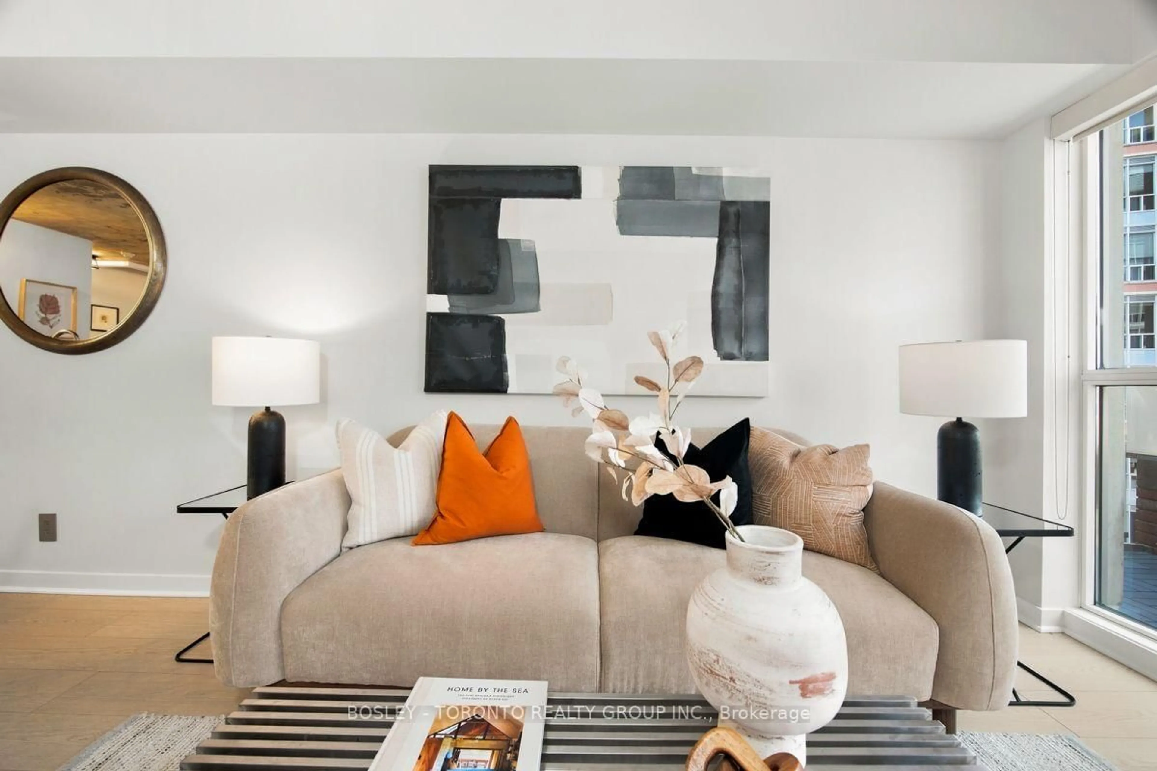 Living room with furniture, unknown for 1005 King St #338, Toronto Ontario M6K 3M8