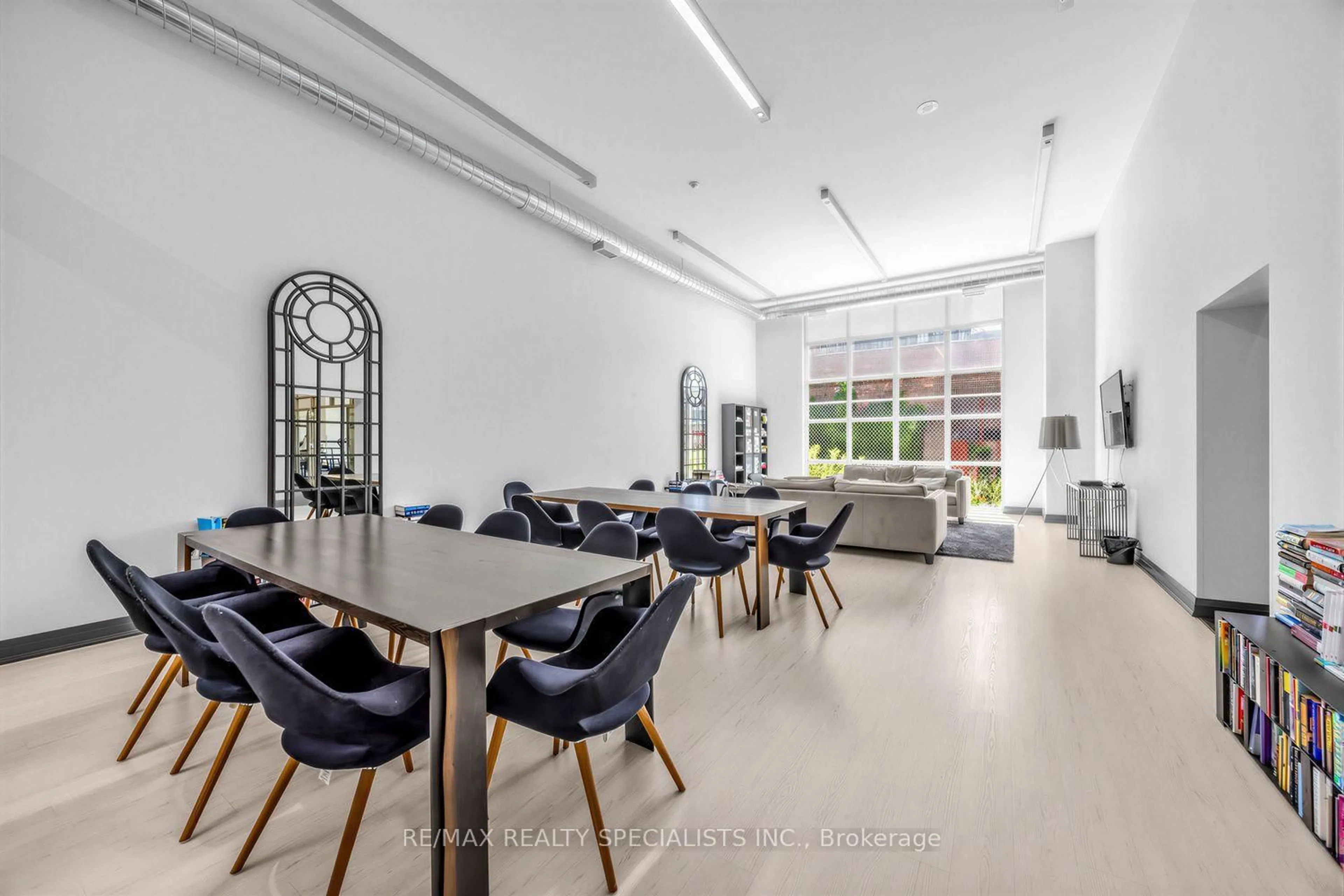 Dining room, unknown for 125 Western Battery Rd #301, Toronto Ontario M6K 3R8