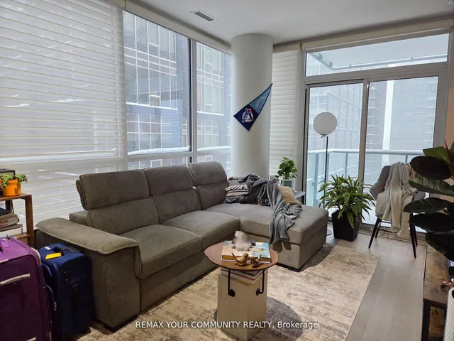 8 Mercer St #1208, Toronto 2