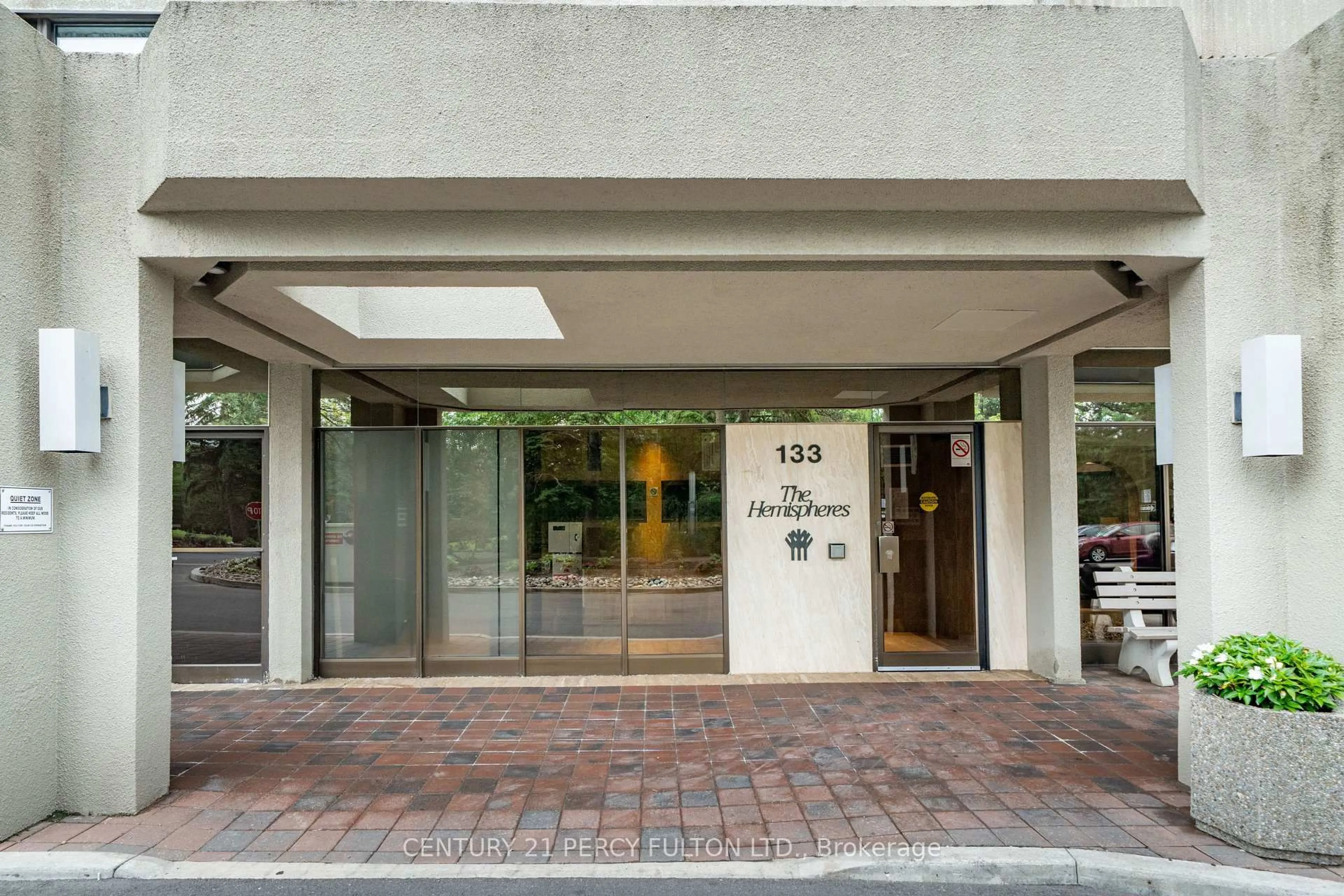 Indoor foyer for 133 Torresdale Ave #1003, Toronto Ontario M2R 3T2