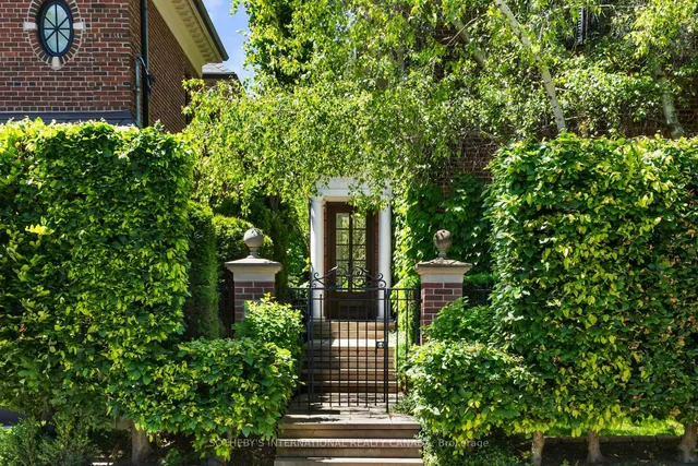 236 Poplar Plains Rd, Toronto 2