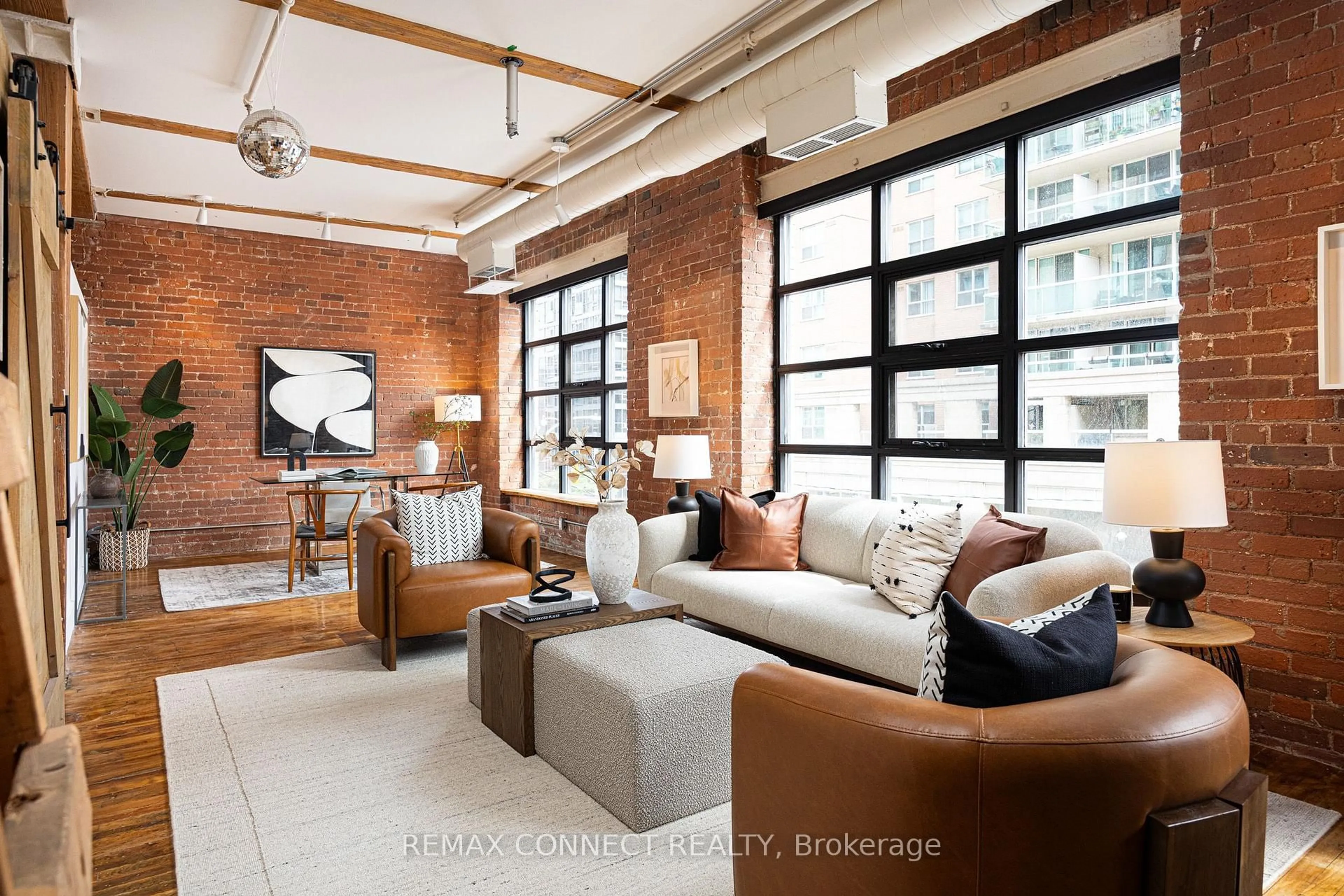 Living room with furniture, unknown for 90 Sherbourne St #301, Toronto Ontario M5A 2R1