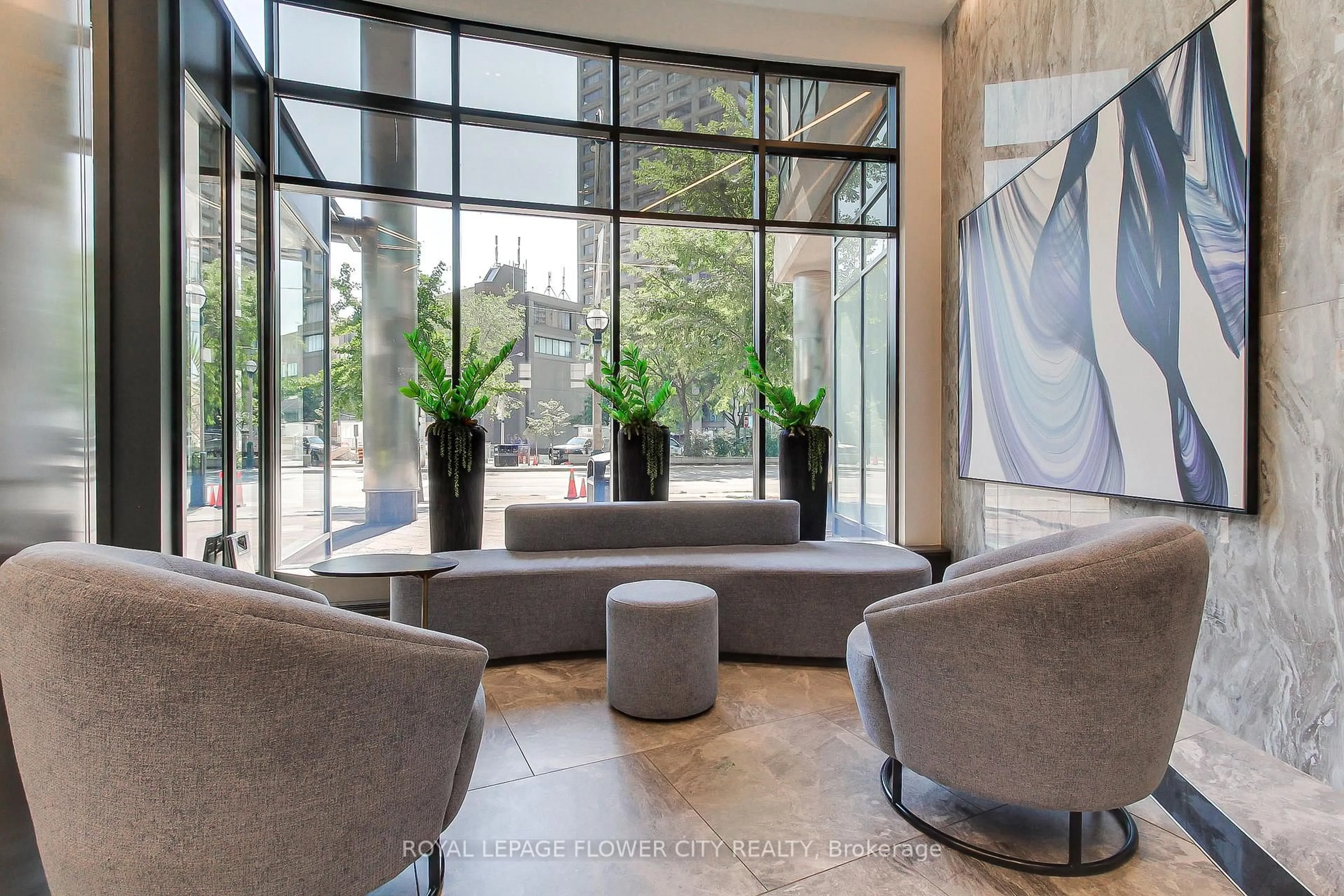 Unknown for 12 Yonge St #302, Toronto Ontario M5M 3G5