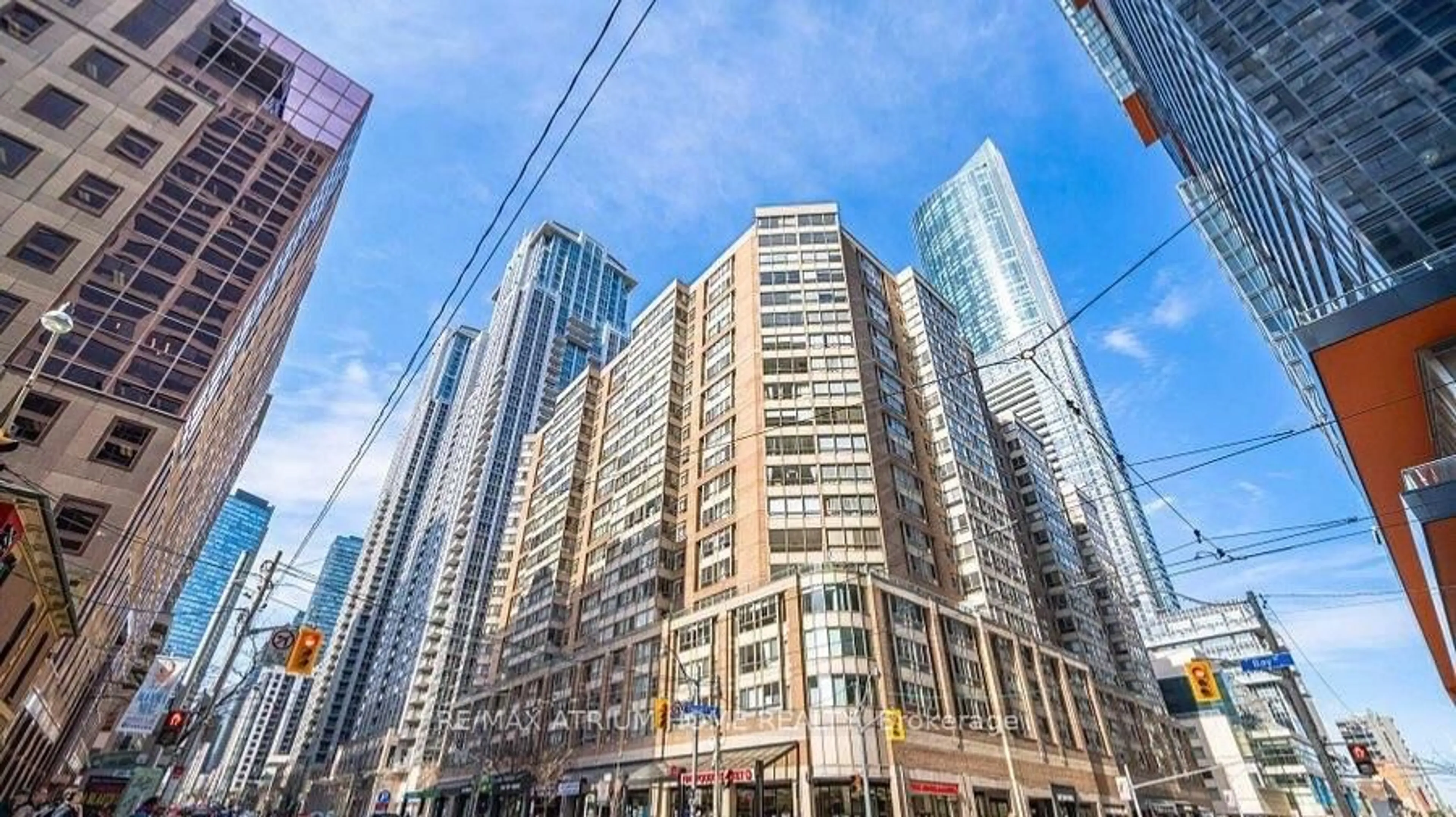 Patio, unknown for 717 Bay St #1403, Toronto Ontario M5G 2J9