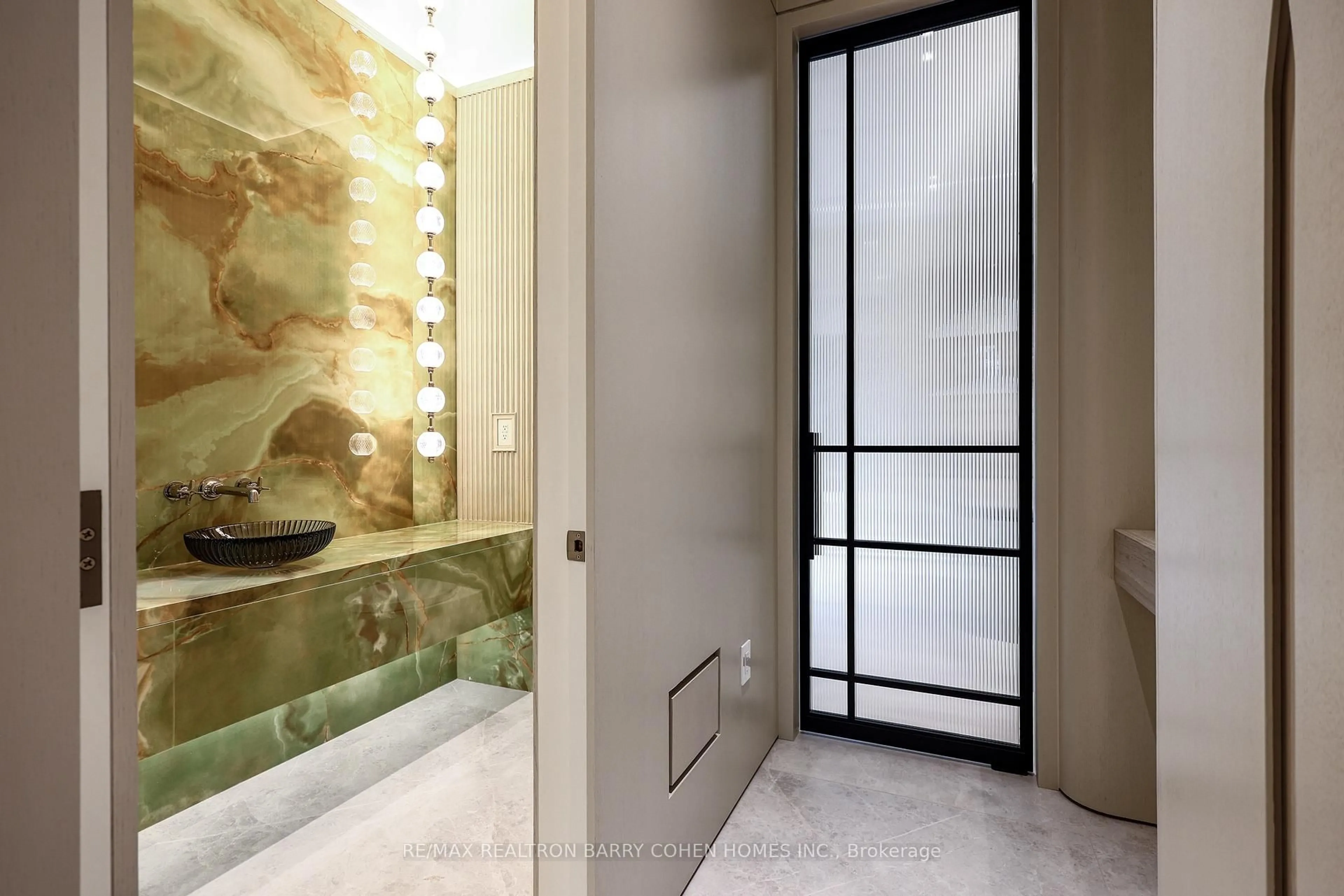 Unknown for 39 Chudleigh Ave, Toronto Ontario M4R 1T1