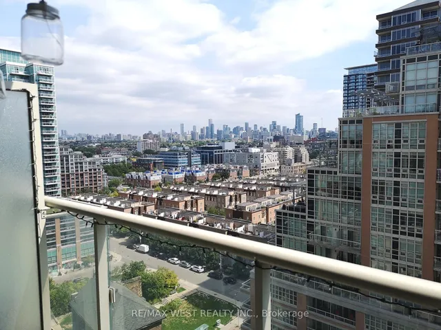 75 East Liberty St #1718, Toronto 3
