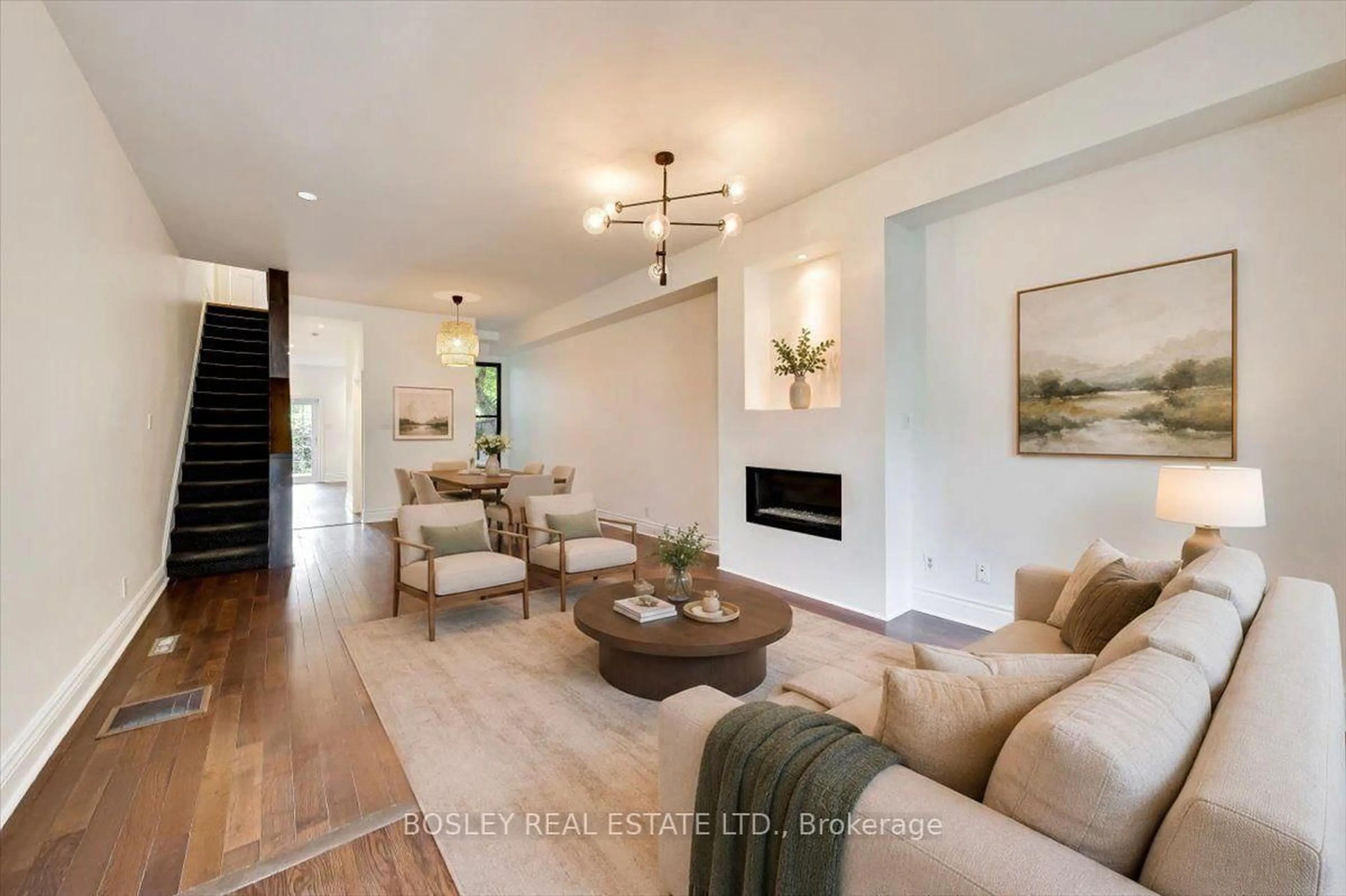 Living room with furniture, unknown for 295 Seaton St, Toronto Ontario M5A 2T6