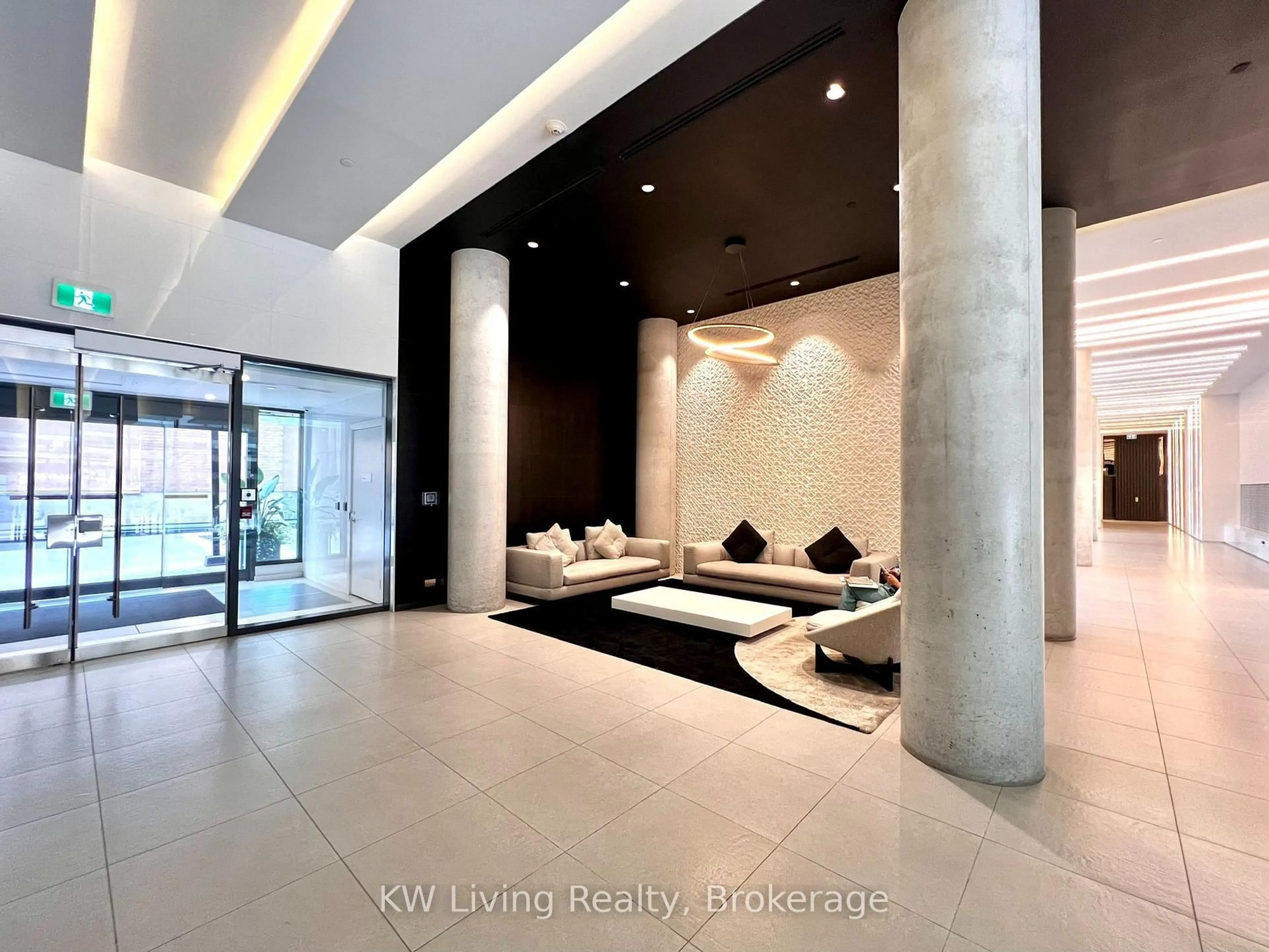 Lobby for 158 Front St #1920, Toronto Ontario M5A 0K9