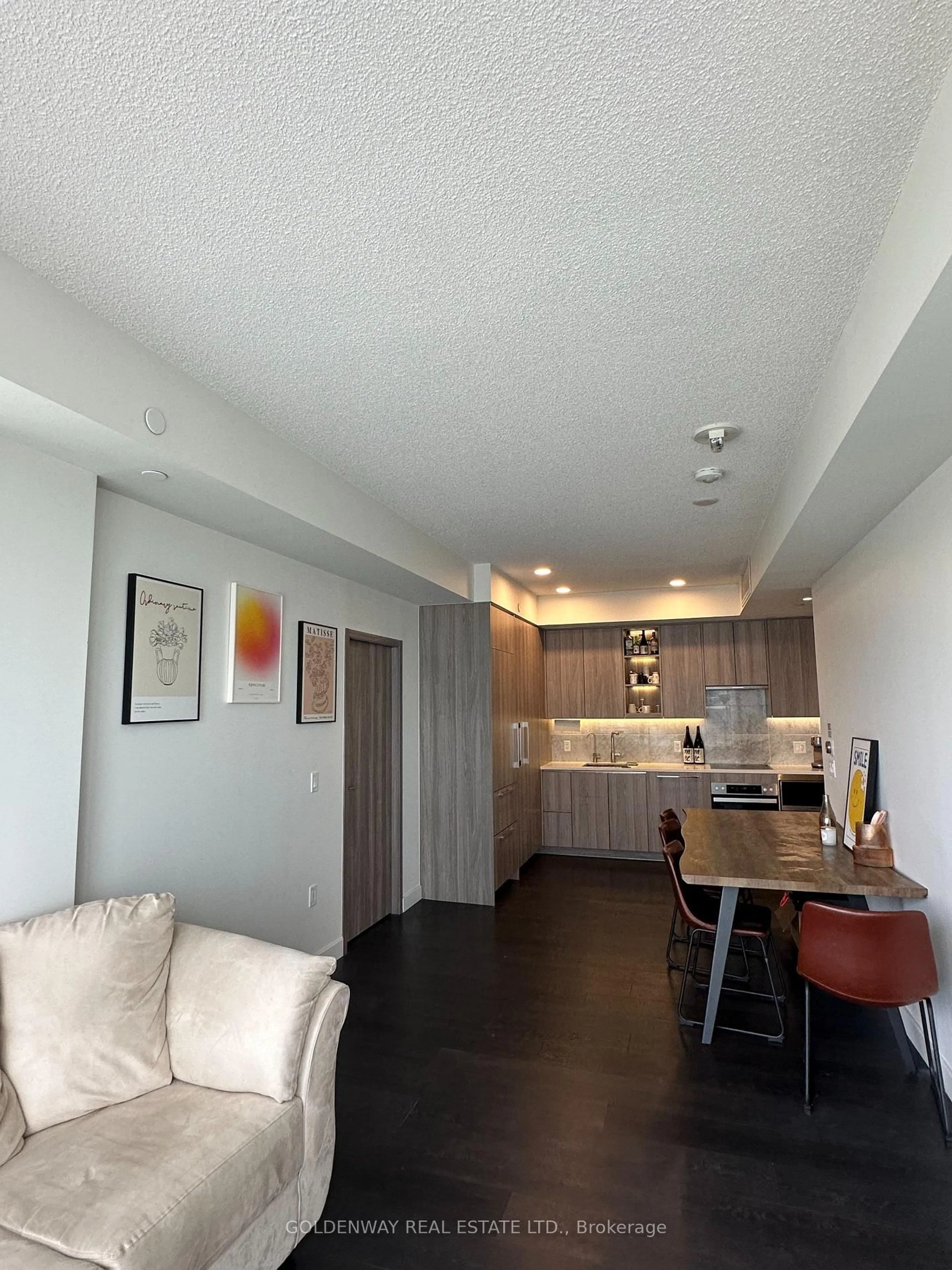 A pic of a room for 85 McMahon Dr #2109, Toronto Ontario M2K 0H1